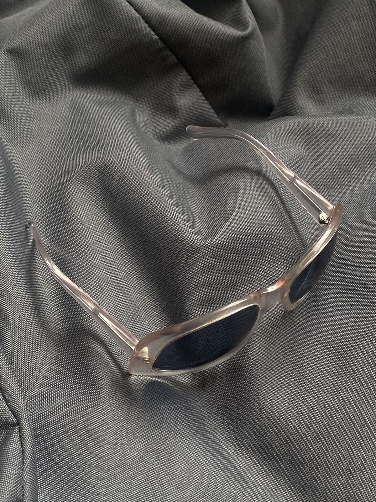 Valentino × Vintage Valentino Vintage Women’s Sunglasses Size ONE SIZE - 3 Thumbnail