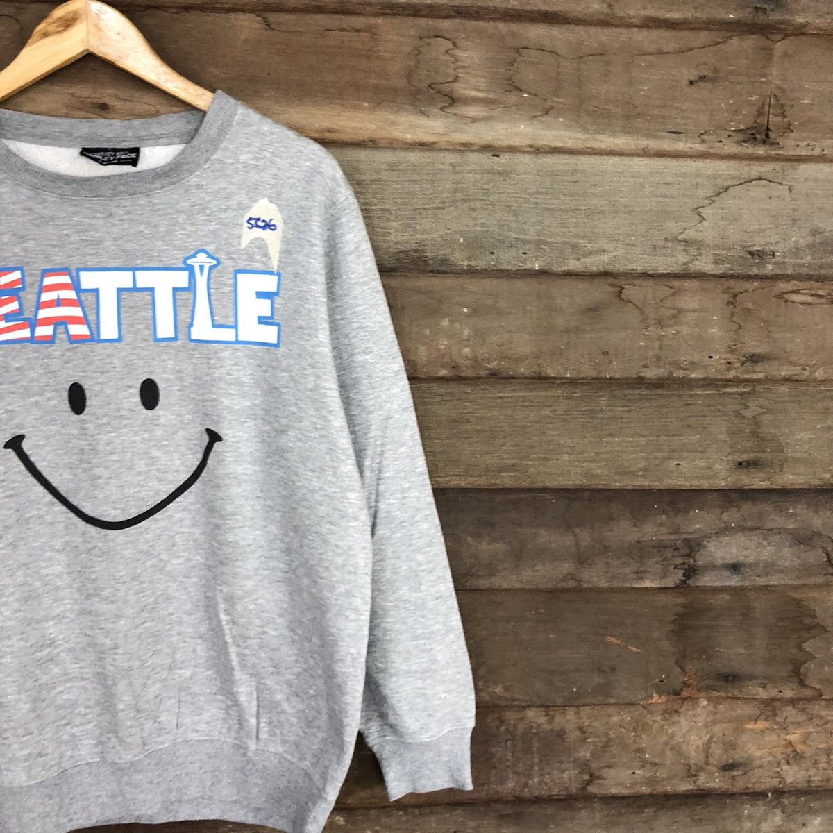 Japanese Brand Seatle smiley big face Grey Sweatshirt #5626 Size US L / EU 52-54 / 3 - 5 Thumbnail