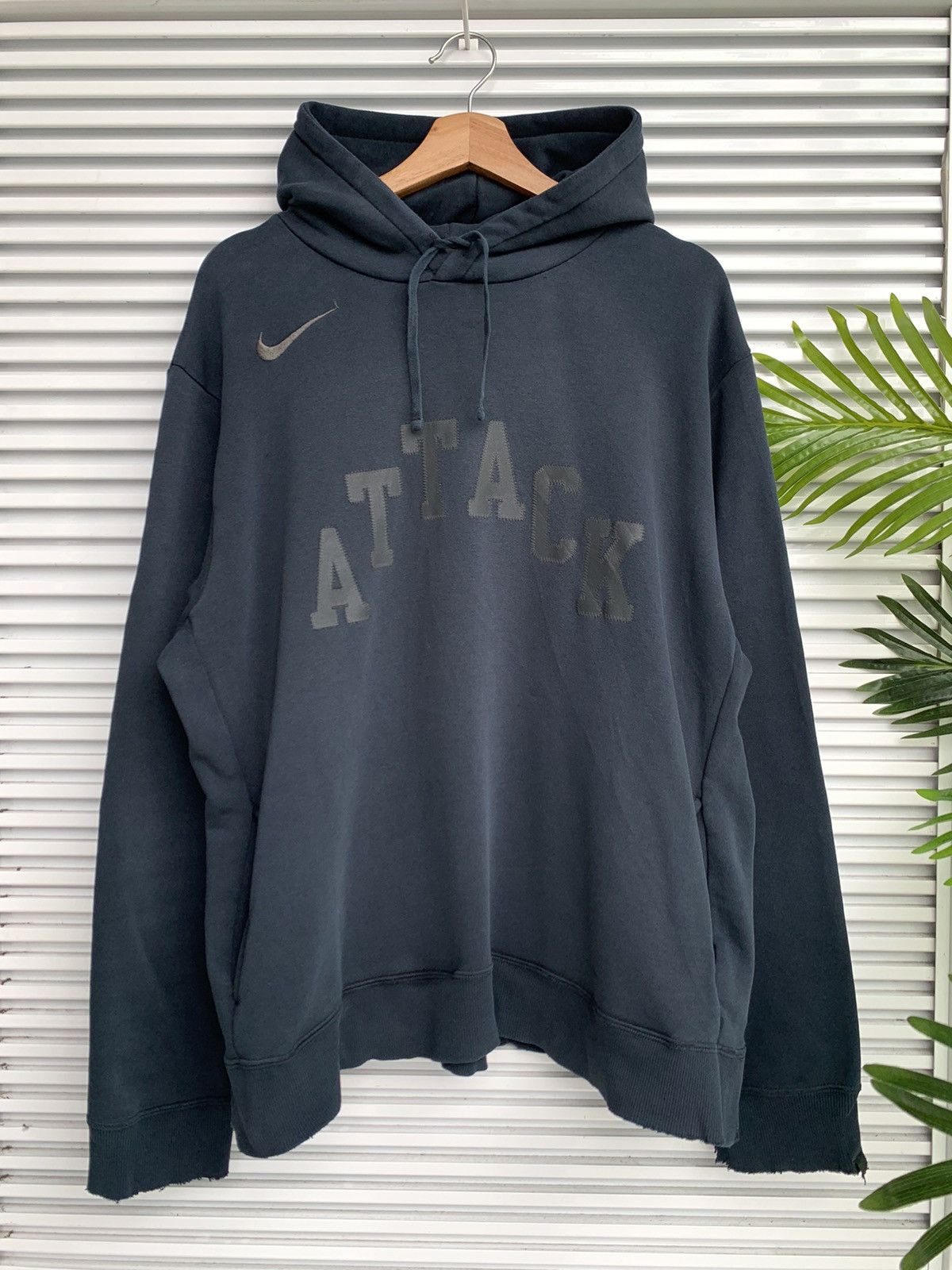 Nike Vintage Y2K Distressed Nike Attack! Pullover Hoodie Size US XL / EU 56 / 4 - 1 Thumbnail