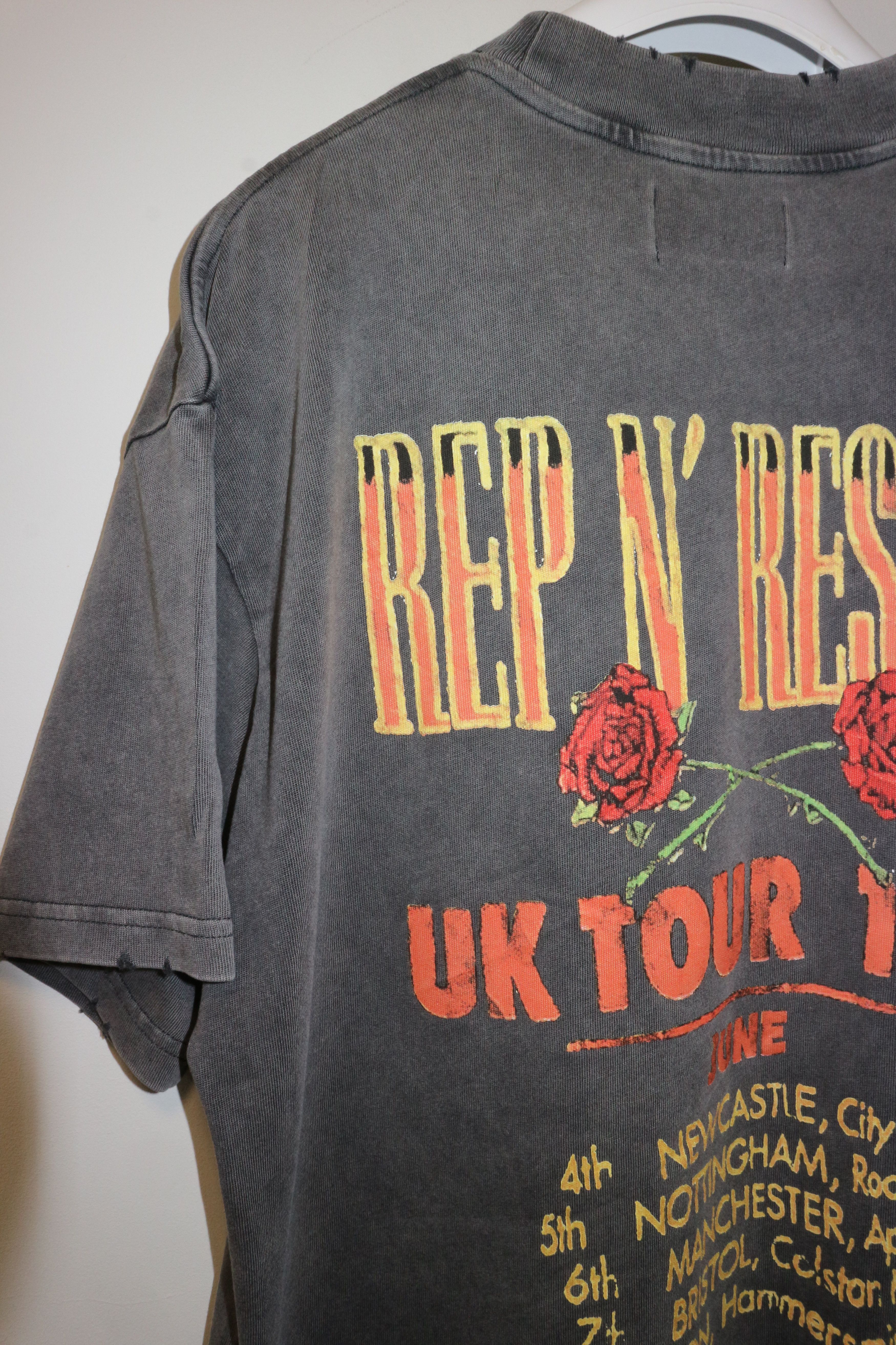 Represent Clo. UK TOUR 1987 TSHIRT Size US M / EU 48-50 / 2 - 7 Thumbnail
