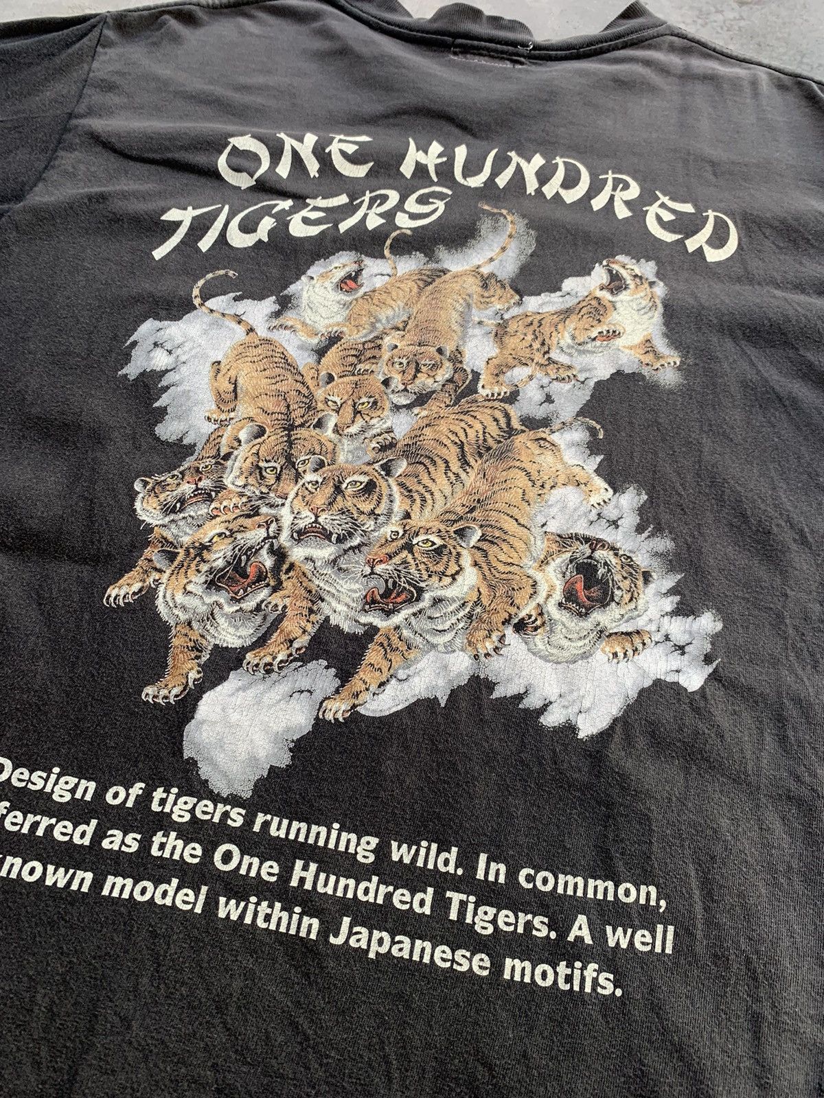 Sun Surf Vintage Thrashed Faded Sun Surf One Hundred Tiger Tshirt Size US L / EU 52-54 / 3 - 2 Thumbnail