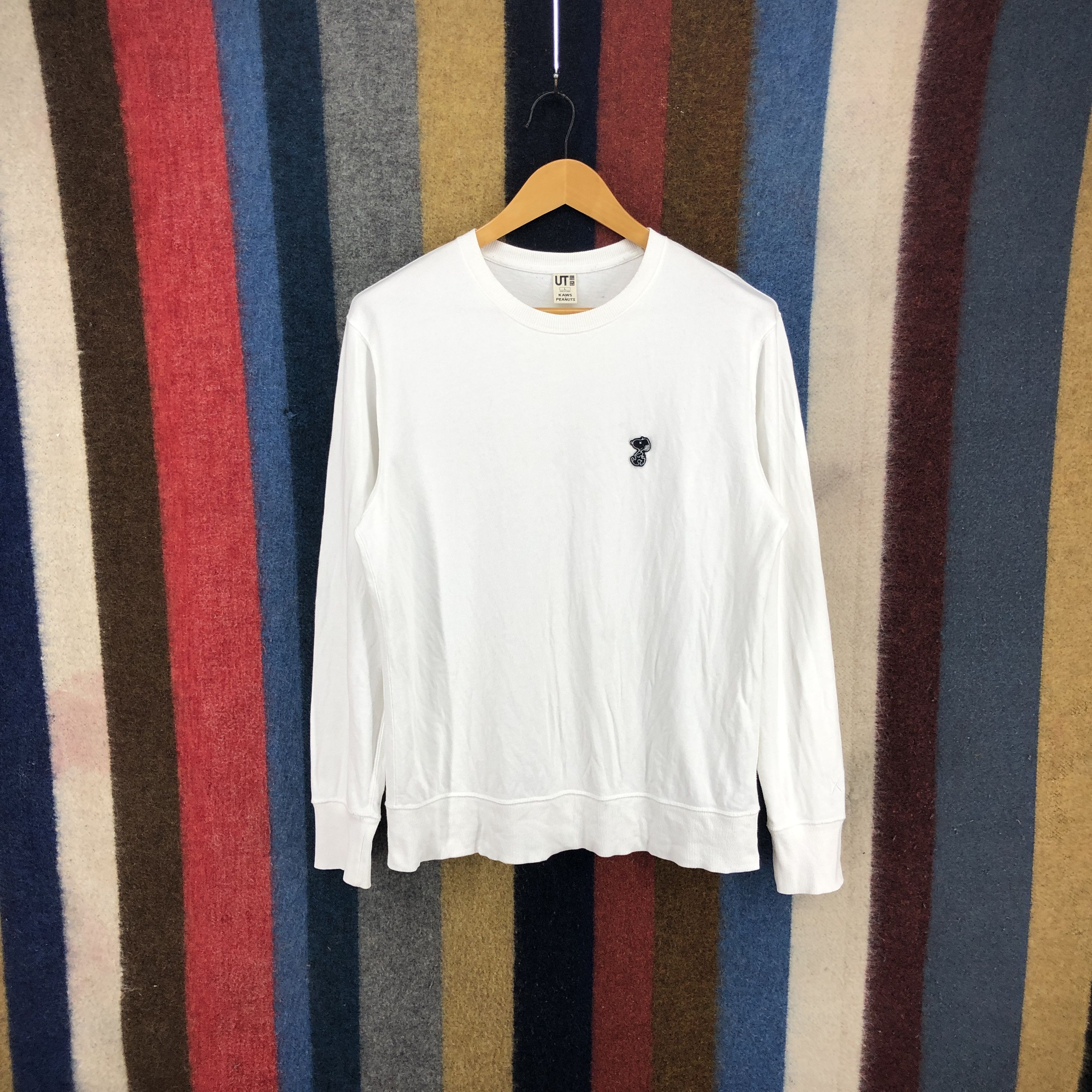 Kaws × Peanuts × Uniqlo KAWS Collaboration Crew Neck Sweatshirt #0298/N Size US M / EU 48-50 / 2 - 1 Thumbnail
