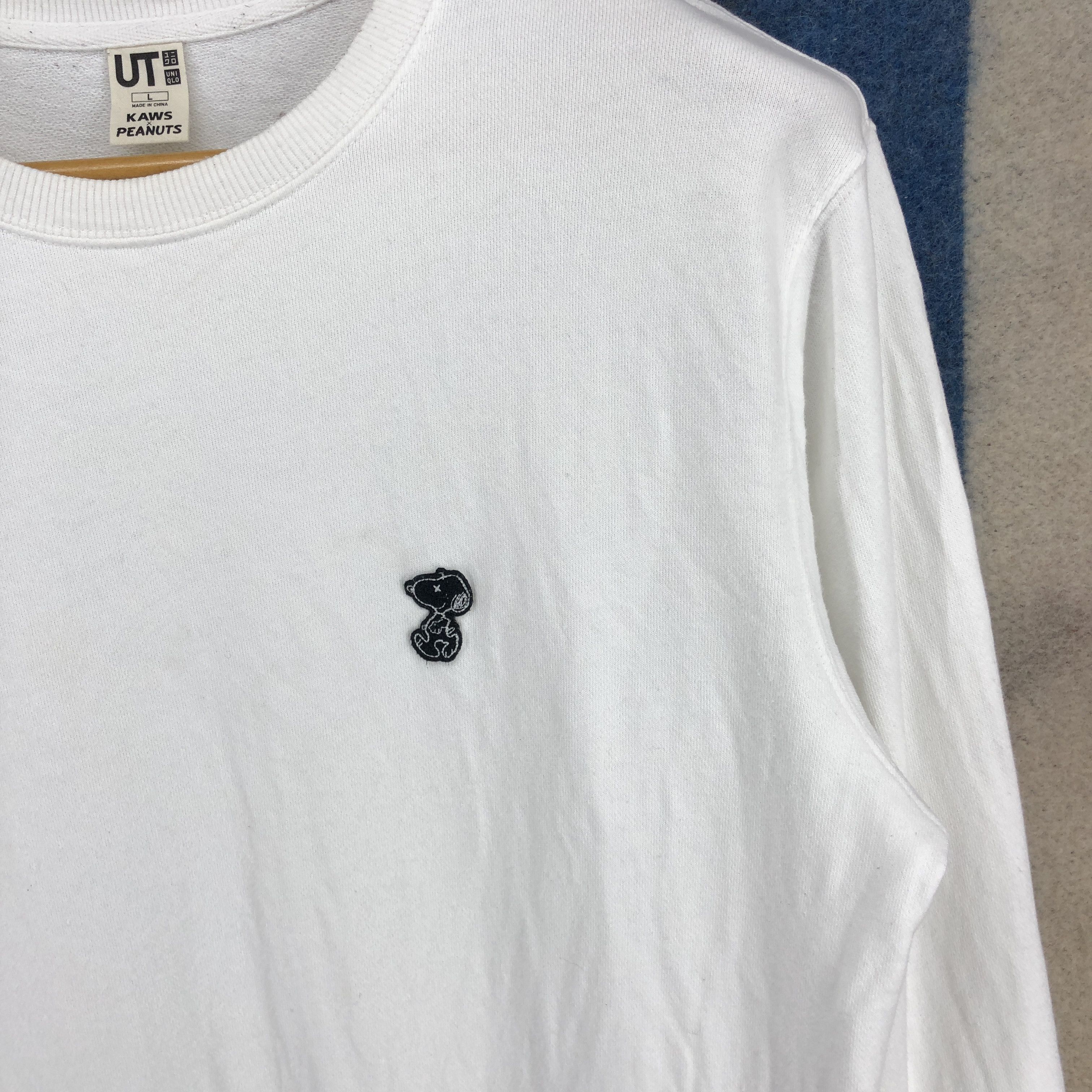 Kaws × Peanuts × Uniqlo KAWS Collaboration Crew Neck Sweatshirt #0298/N Size US M / EU 48-50 / 2 - 2 Thumbnail
