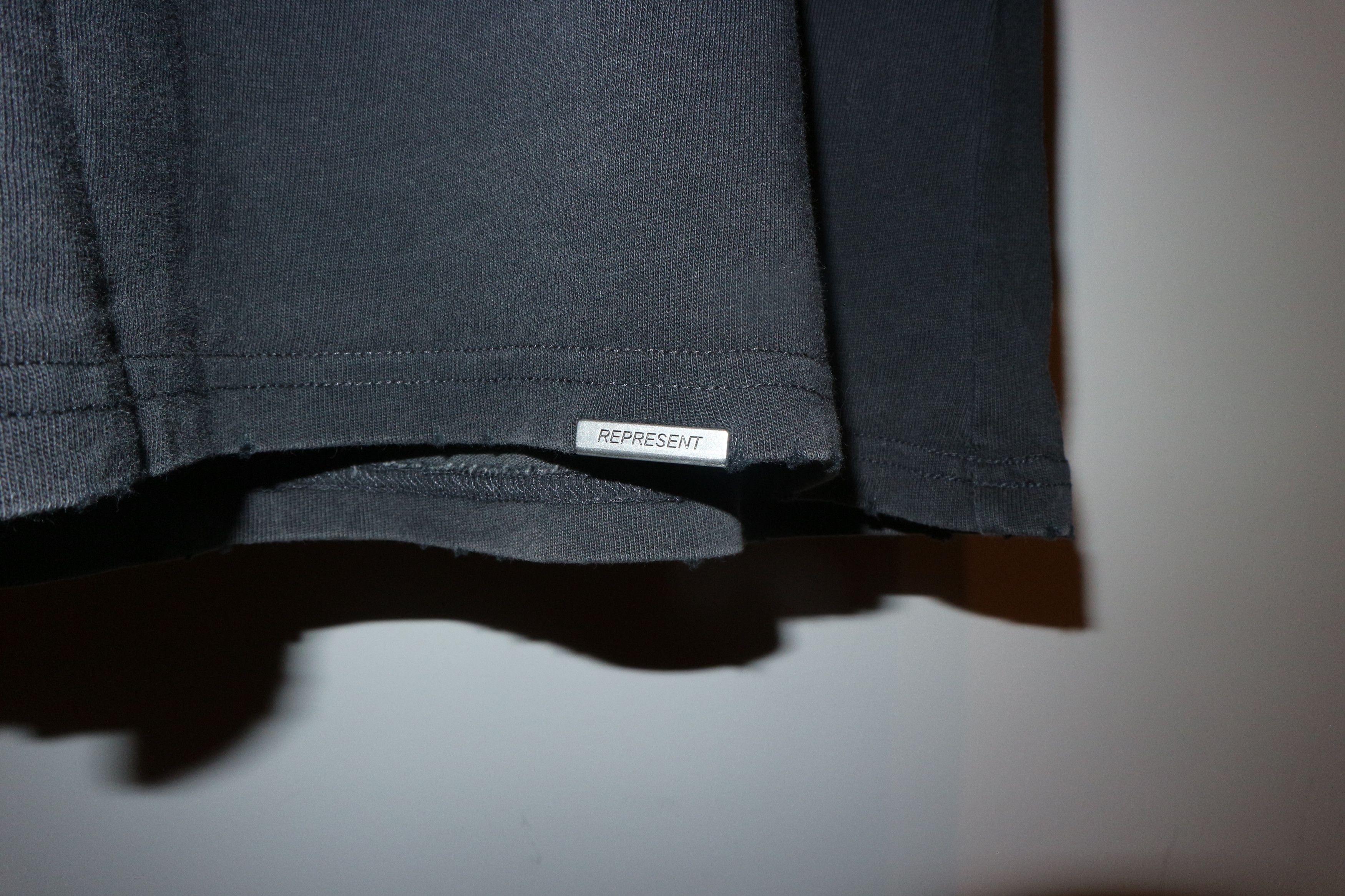Represent Clo. Feel the heat t-shirt Size US L / EU 52-54 / 3 - 4 Thumbnail