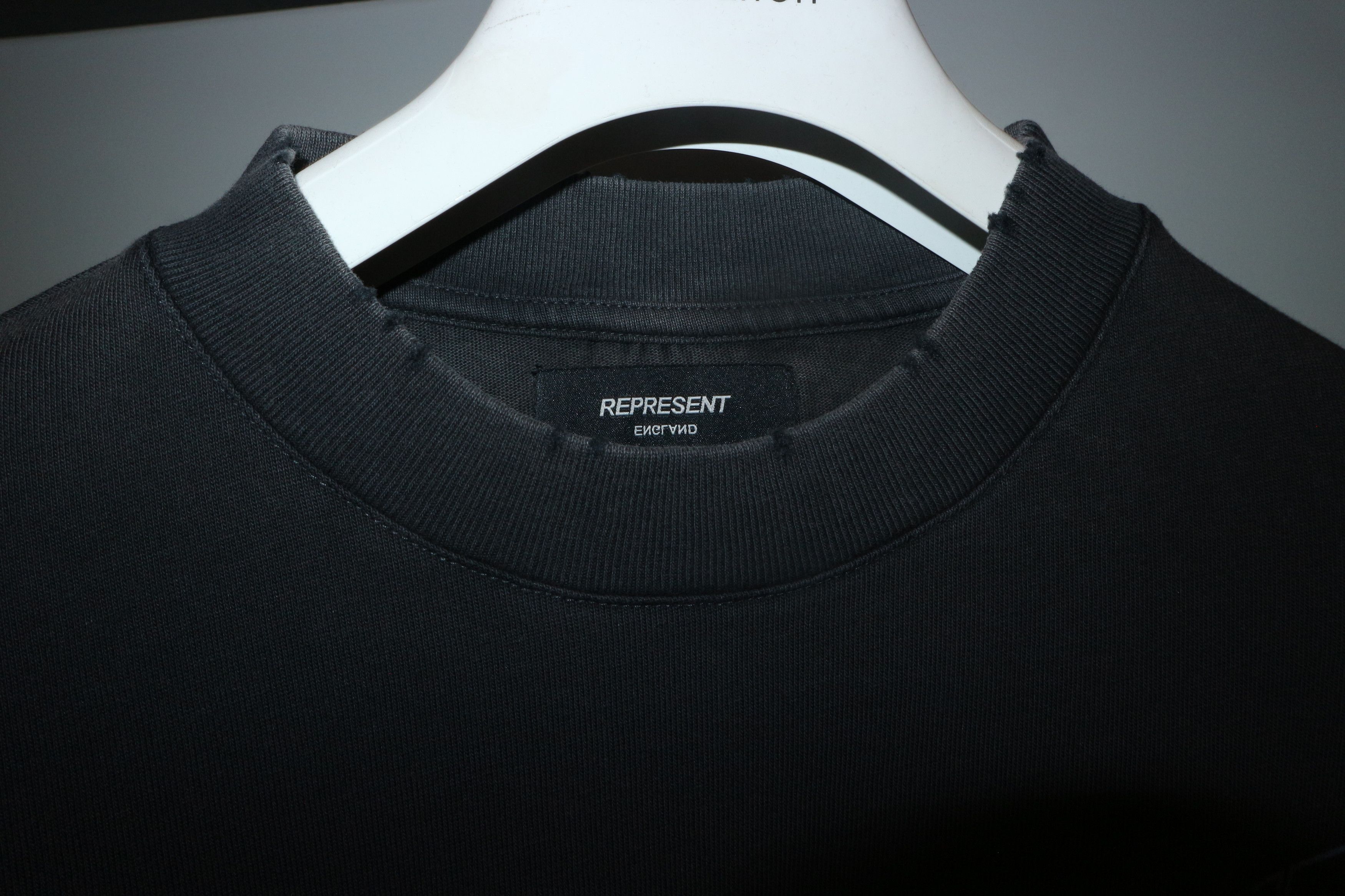 Represent Clo. Feel the heat t-shirt Size US L / EU 52-54 / 3 - 3 Thumbnail