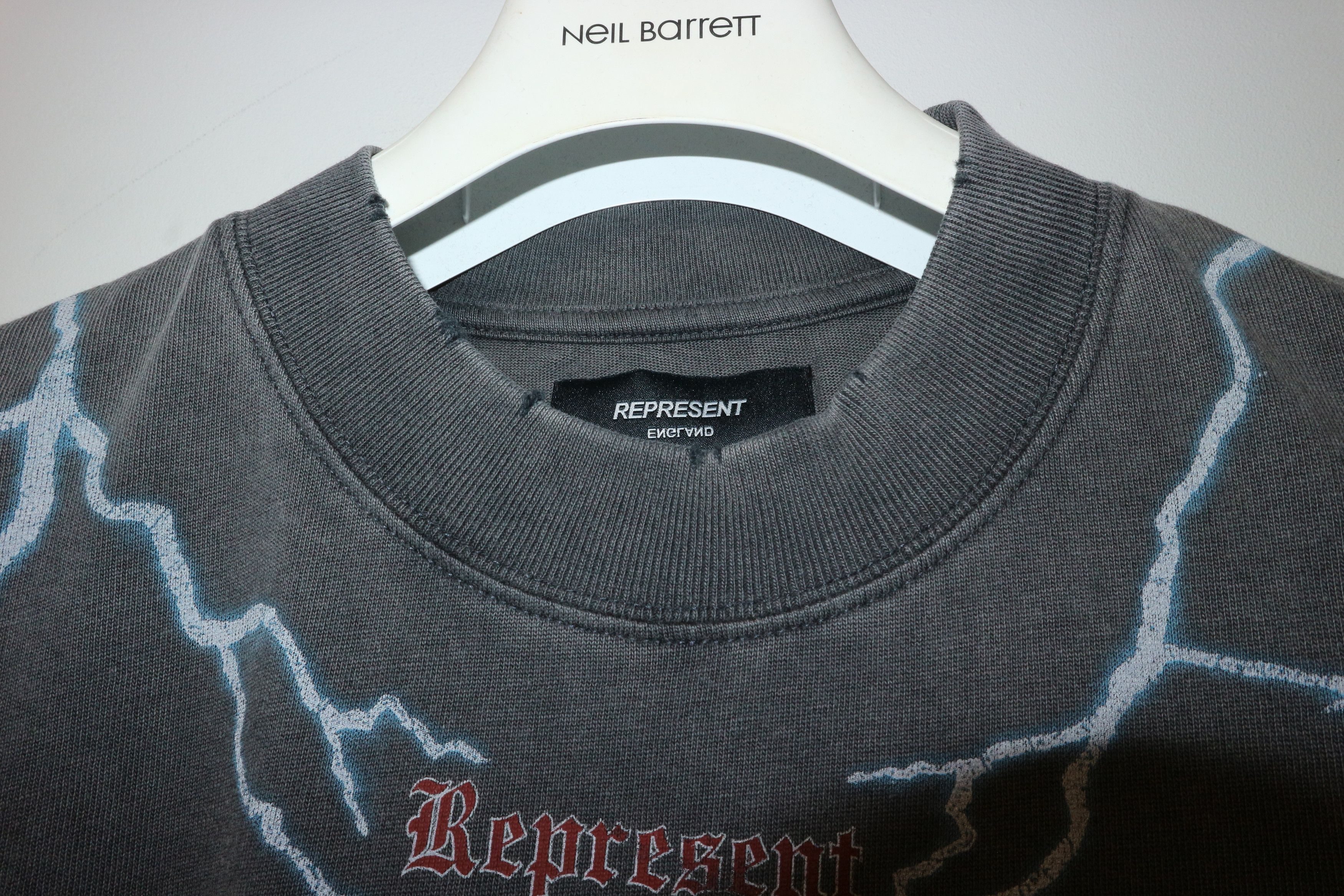 Represent Clo. Louder than hell t-shirt Size US XS / EU 42 / 0 - 2 Thumbnail