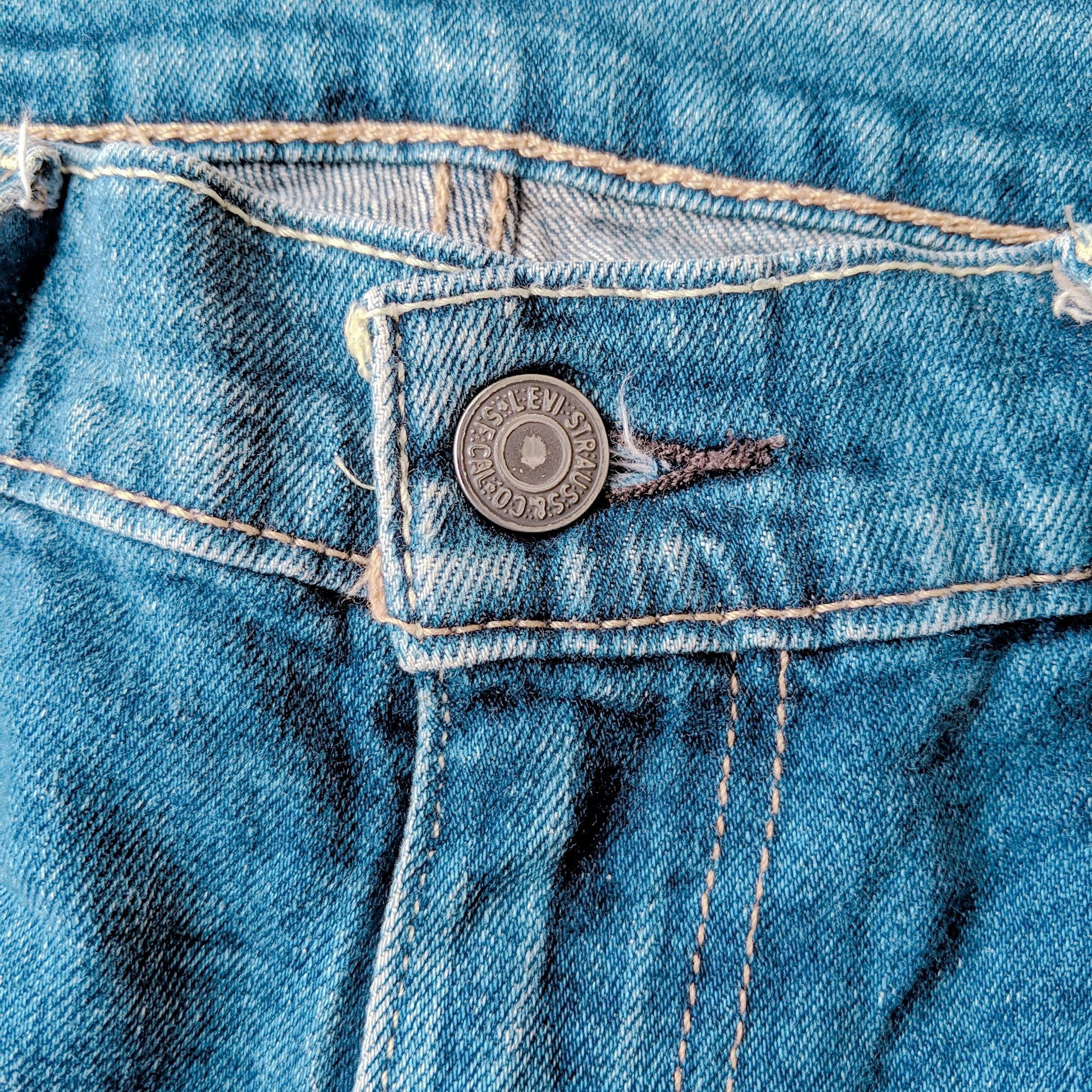 Jean × Levi's × Vintage Vintage Levi's 513 Faded Distressed Denim Jeans Pants Size US 34 / EU 50 - 5 Thumbnail
