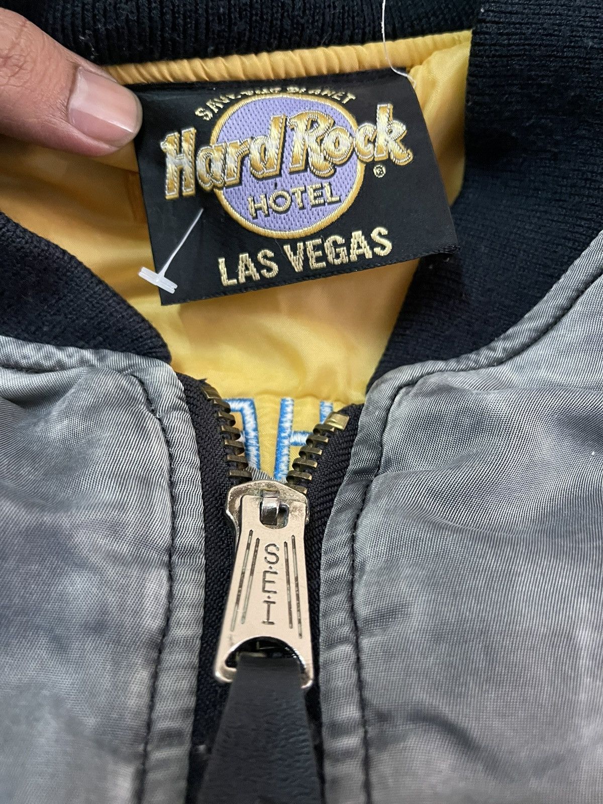 Hard Rock Cafe Hard Rock cafe Las Vegas bomber jacket MA-1 Size US L / EU 52-54 / 3 - 4 Thumbnail