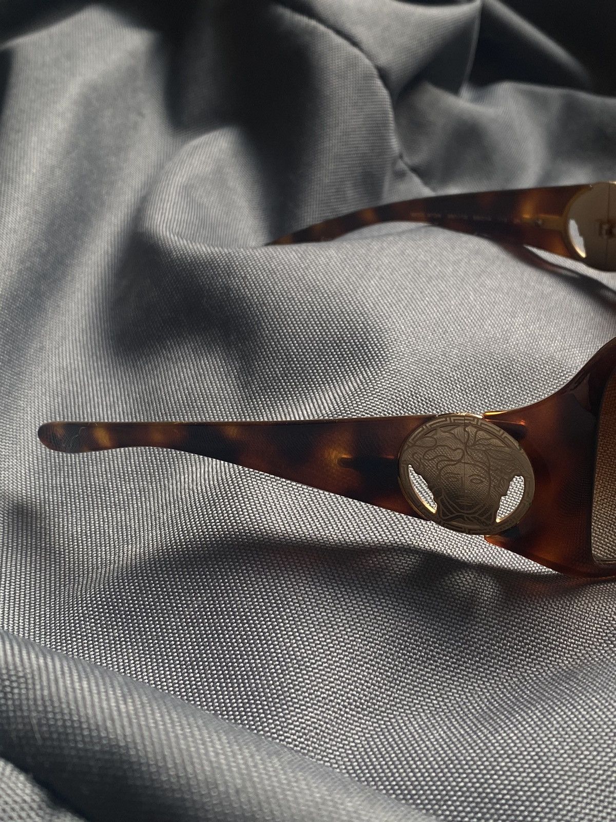 Versace Vintage Versace mod. 4134 sunglasses Size ONE SIZE - 4 Thumbnail