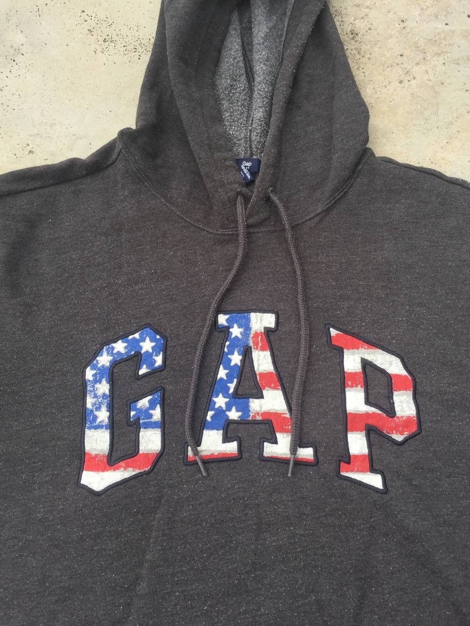 Gap Vintage GAP Distressed American Flag Logo Spellout Hoodie Size US L / EU 52-54 / 3 - 2 Thumbnail
