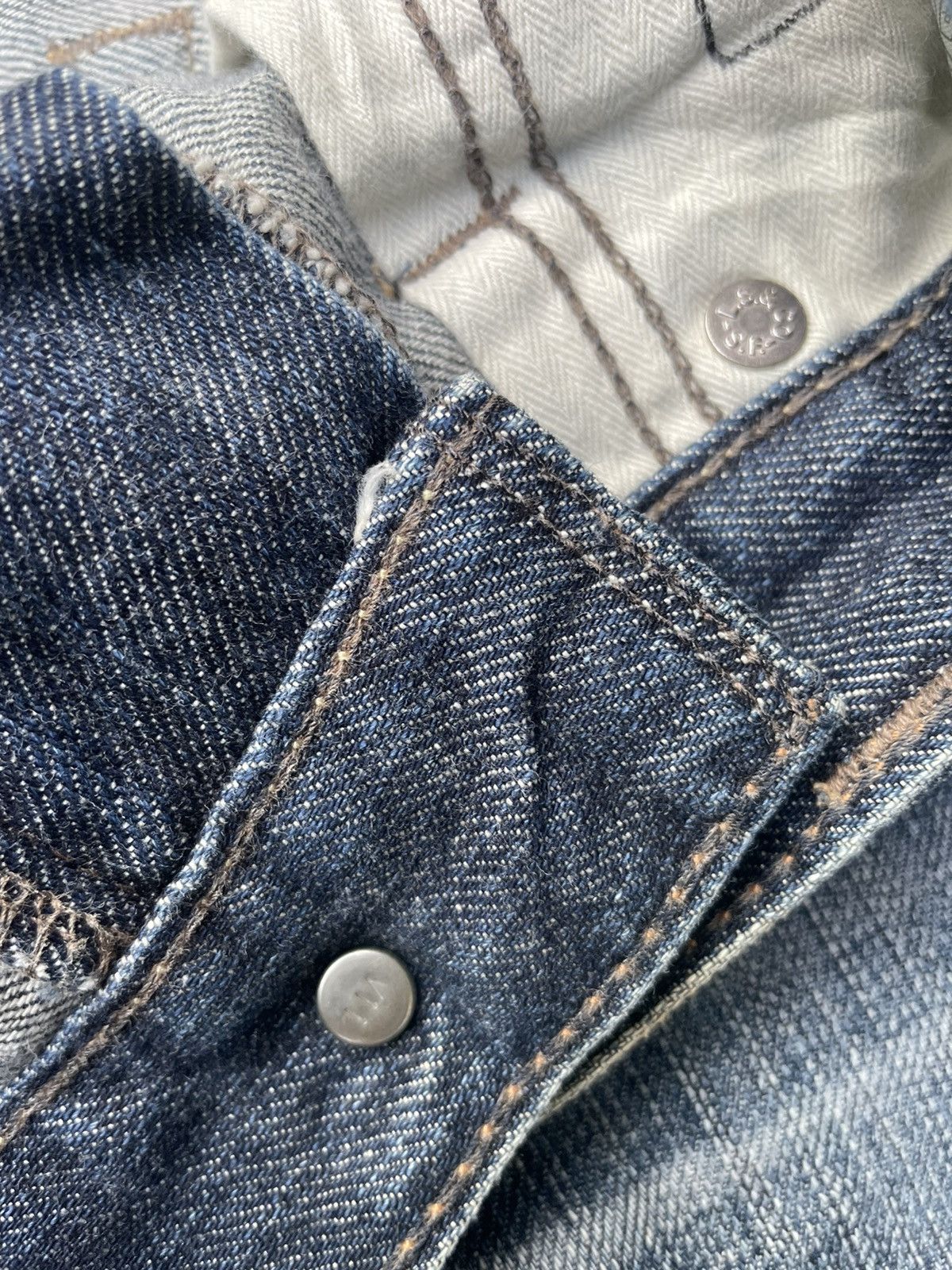Levi's Levis 504 2008 Vietnam Aging Faded Wash Size US 30 / EU 46 - 19 Thumbnail