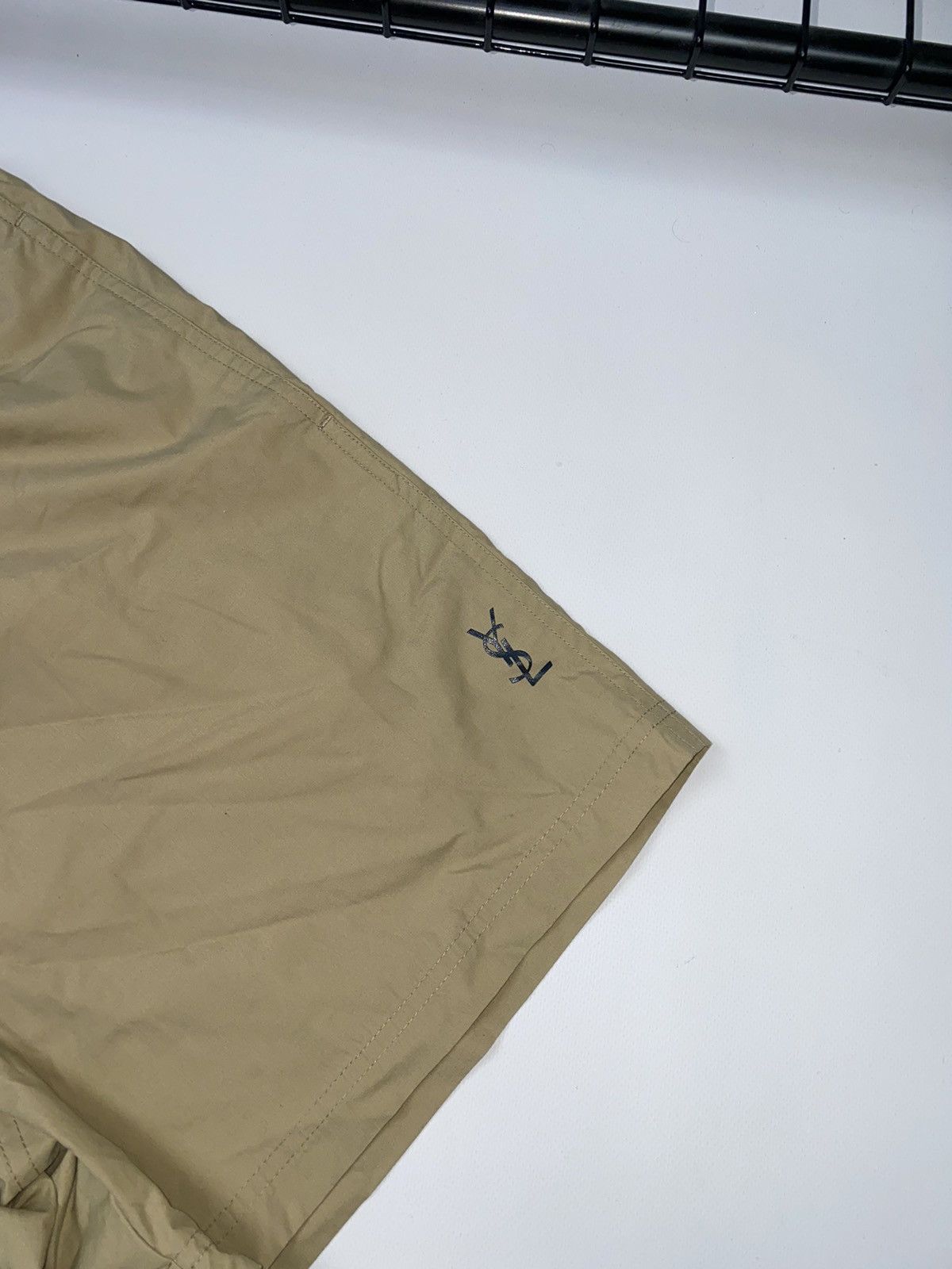 Yves Saint Laurent Yves Saint Lauren beige shorts Large Size US 34 / EU 50 - 2 Thumbnail