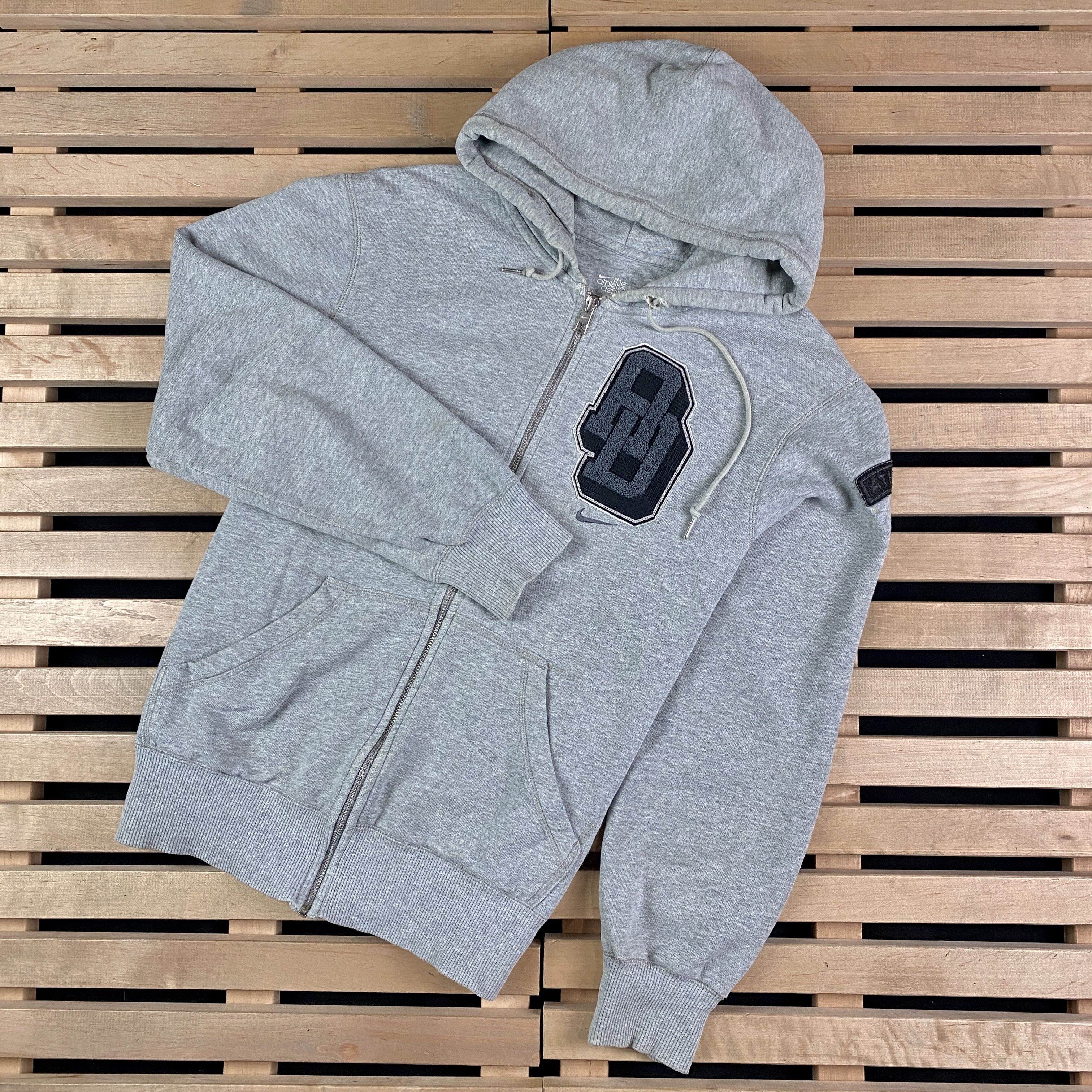 Nike × Vintage Men’s Hoodie Full Zip Nike Vintage Size M Size US M / EU 48-50 / 2 - 1 Thumbnail