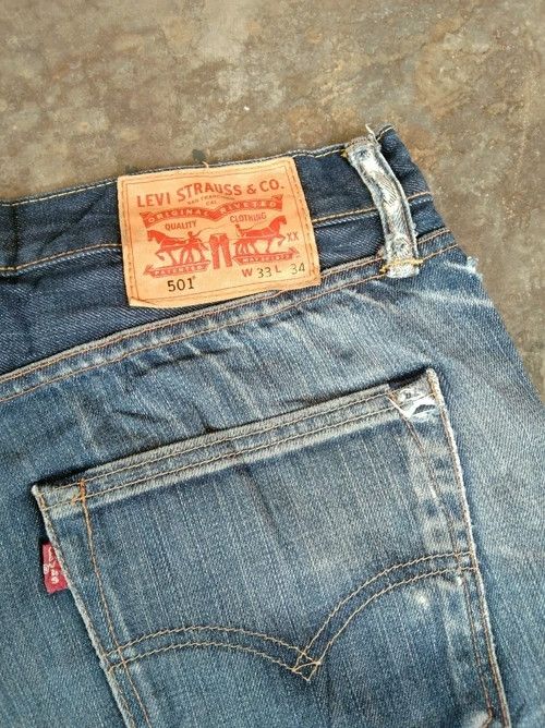 Levi's Vintage Levi's 501 Distressed Jeans 33x33 Size US 33 - 5 Thumbnail