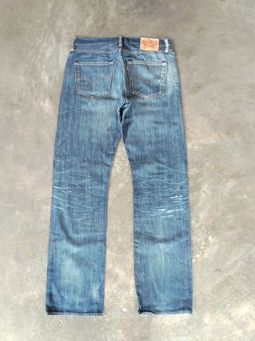 Levi's Vintage Levi's 501 Distressed Jeans 33x33 Size US 33 - 2 Thumbnail