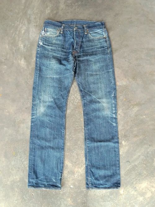 Levi's Vintage Levi's 501 Distressed Jeans 33x33 Size US 33 - 1 Thumbnail