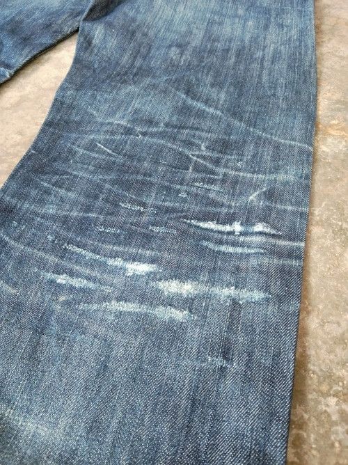 Levi's Vintage Levi's 501 Distressed Jeans 33x33 Size US 33 - 3 Thumbnail