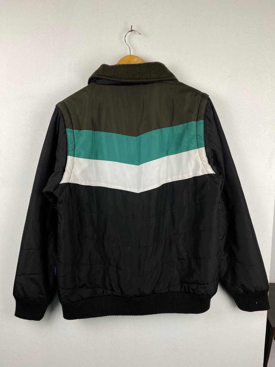 Hang Ten vintage hang ten puffer jacket nice design Size US L / EU 52-54 / 3 - 10 Thumbnail