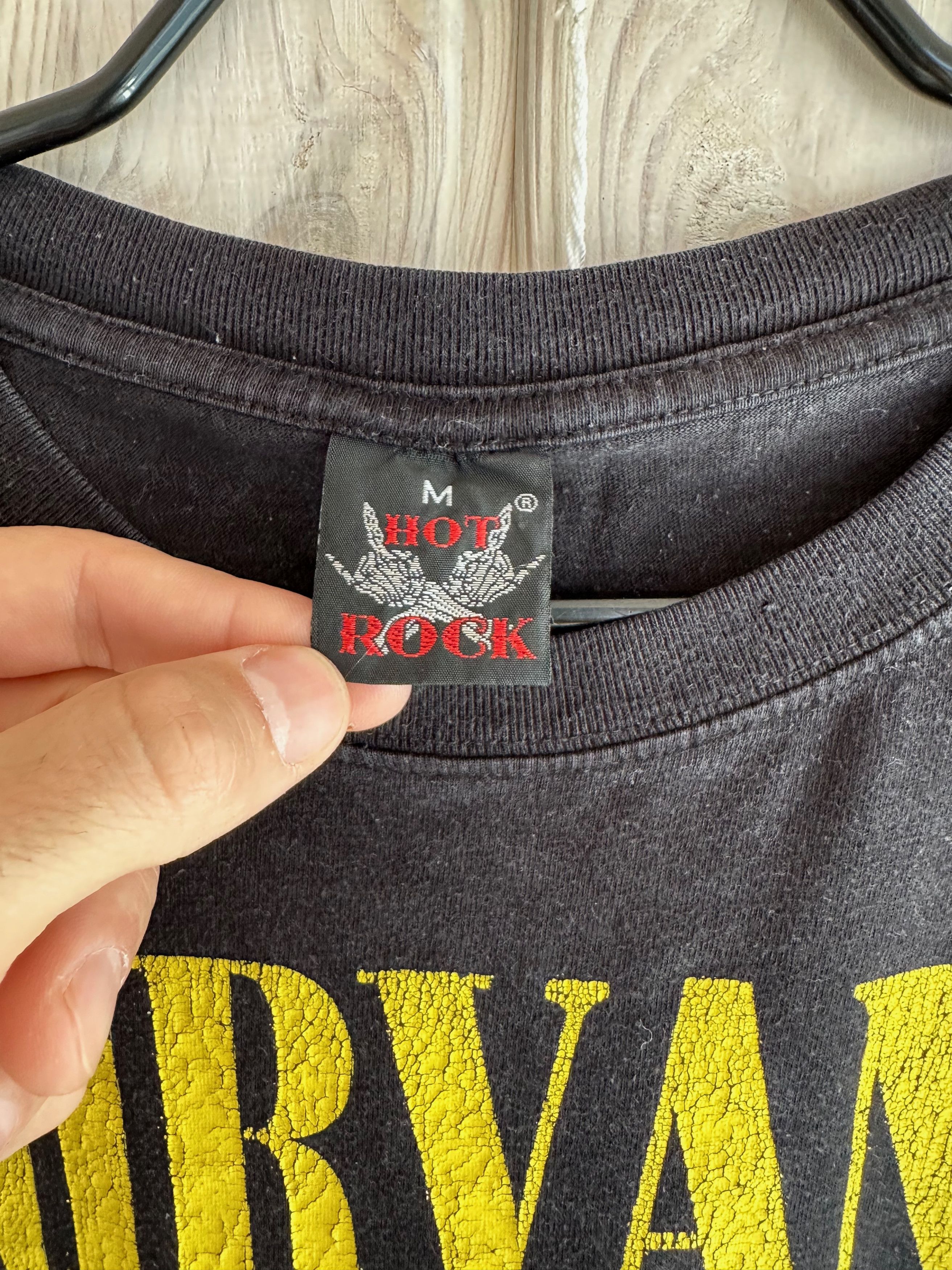 Nirvana NIRVANA Flower Shiffin Kitty Pettin Baby Kissin Corporate Size US S / EU 44-46 / 1 - 4 Thumbnail