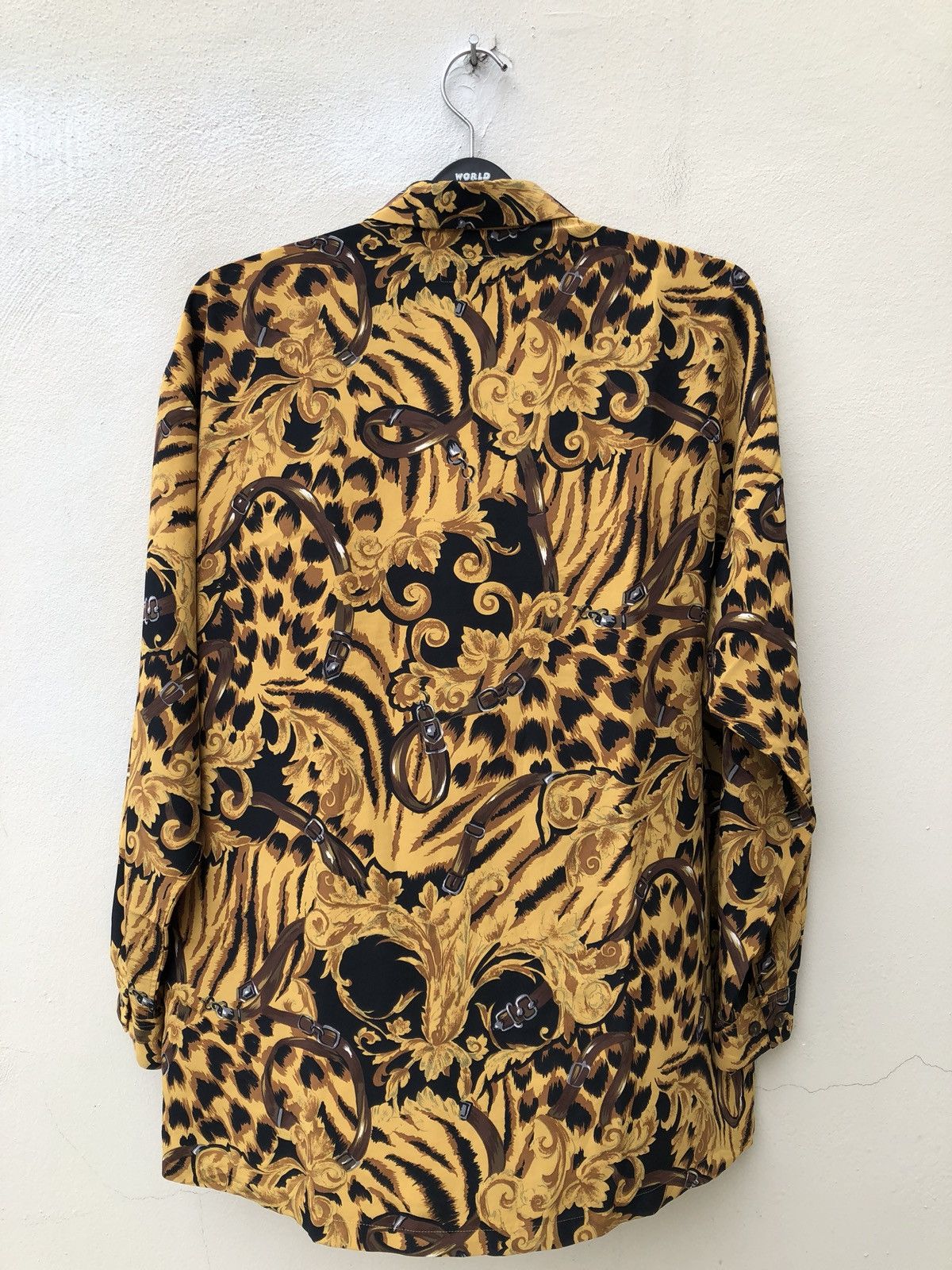Vintage Vintage Japanese Made FARNESE Long Sleeve Baroque Shirt Size US L / EU 52-54 / 3 - 15 Thumbnail