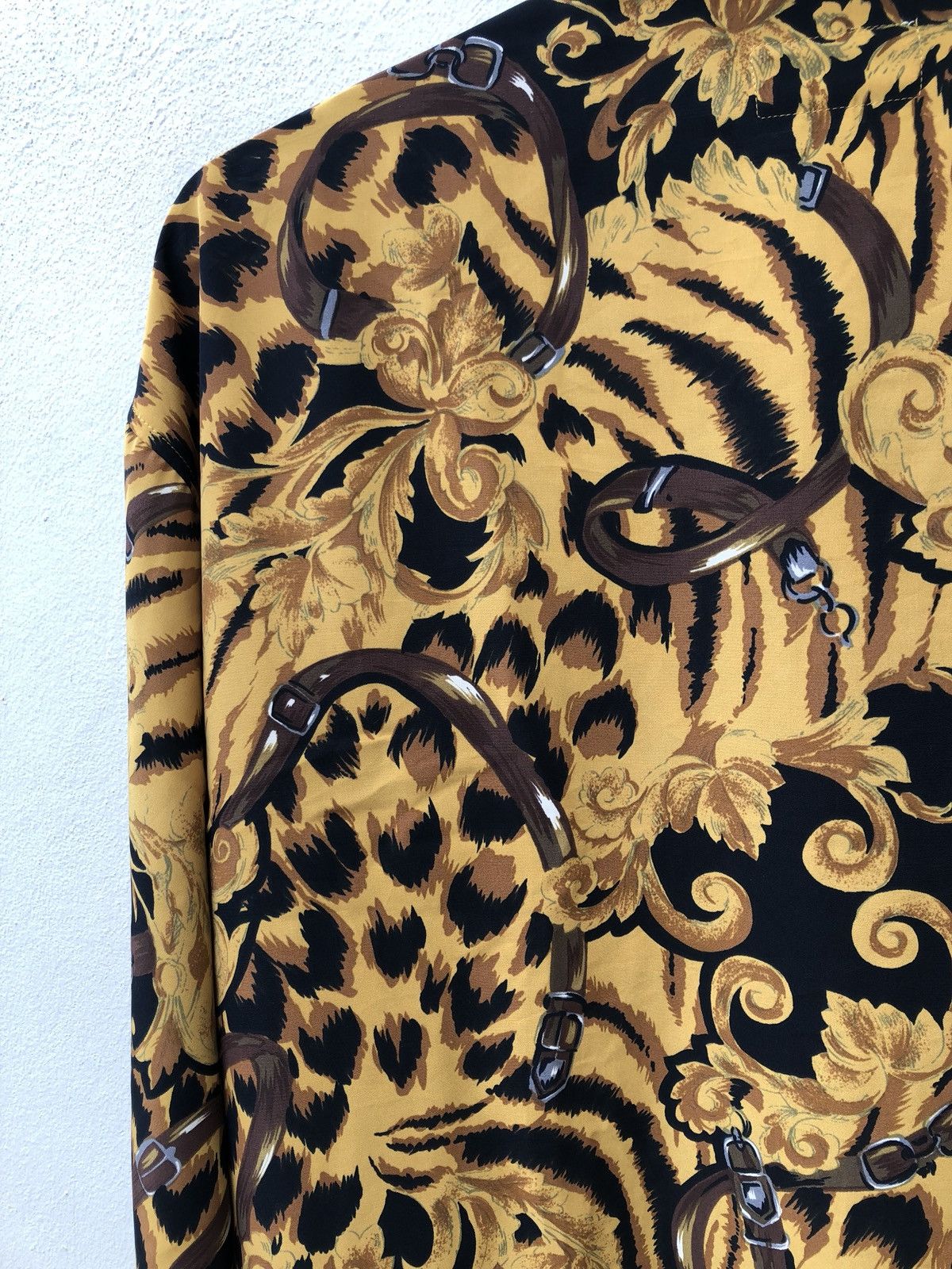 Vintage Vintage Japanese Made FARNESE Long Sleeve Baroque Shirt Size US L / EU 52-54 / 3 - 17 Thumbnail