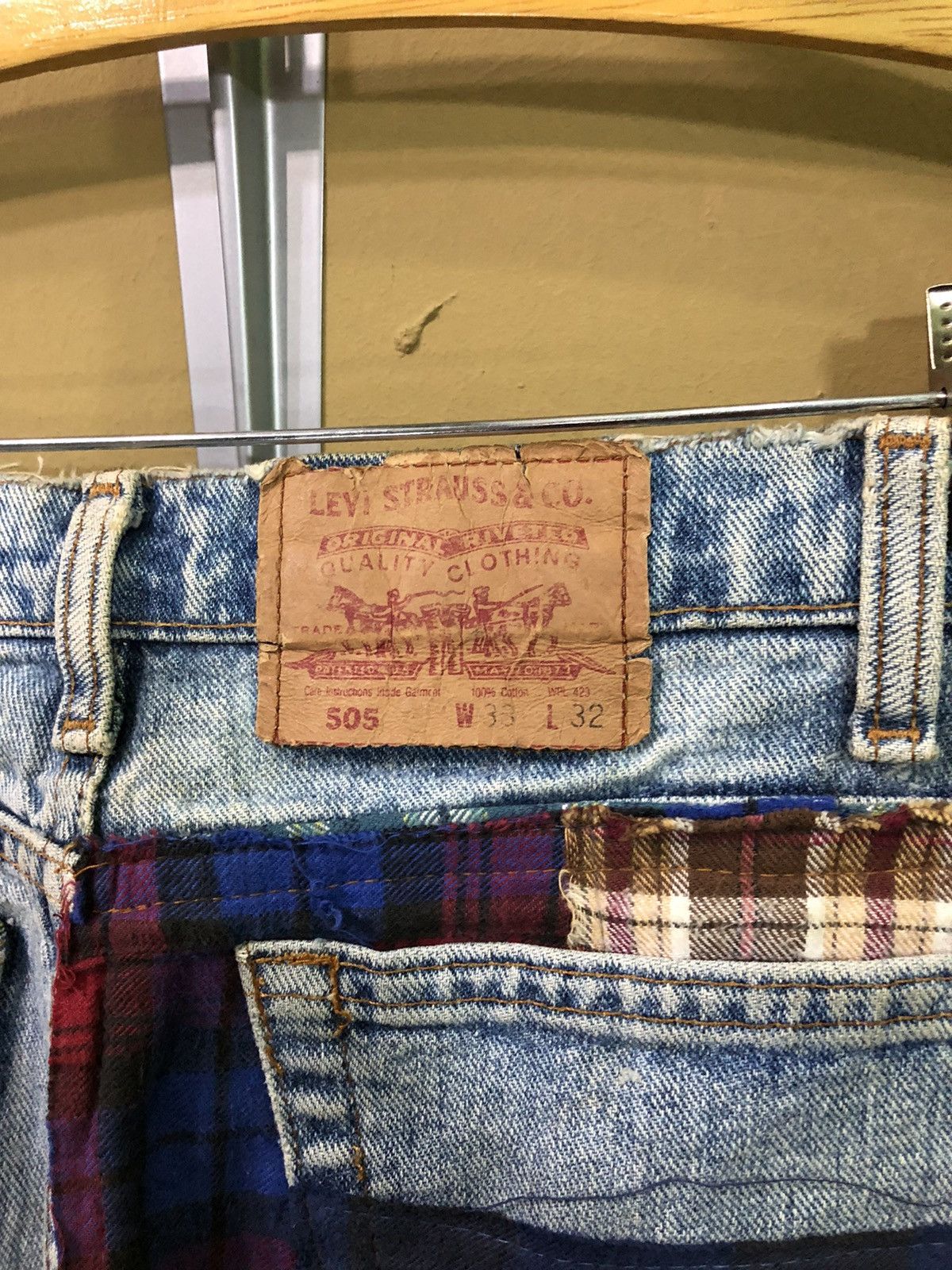 Levi's Vintage Levis 505 Custom Patchwork Distressed Denim Jeans Size US 32 / EU 48 - 4 Thumbnail