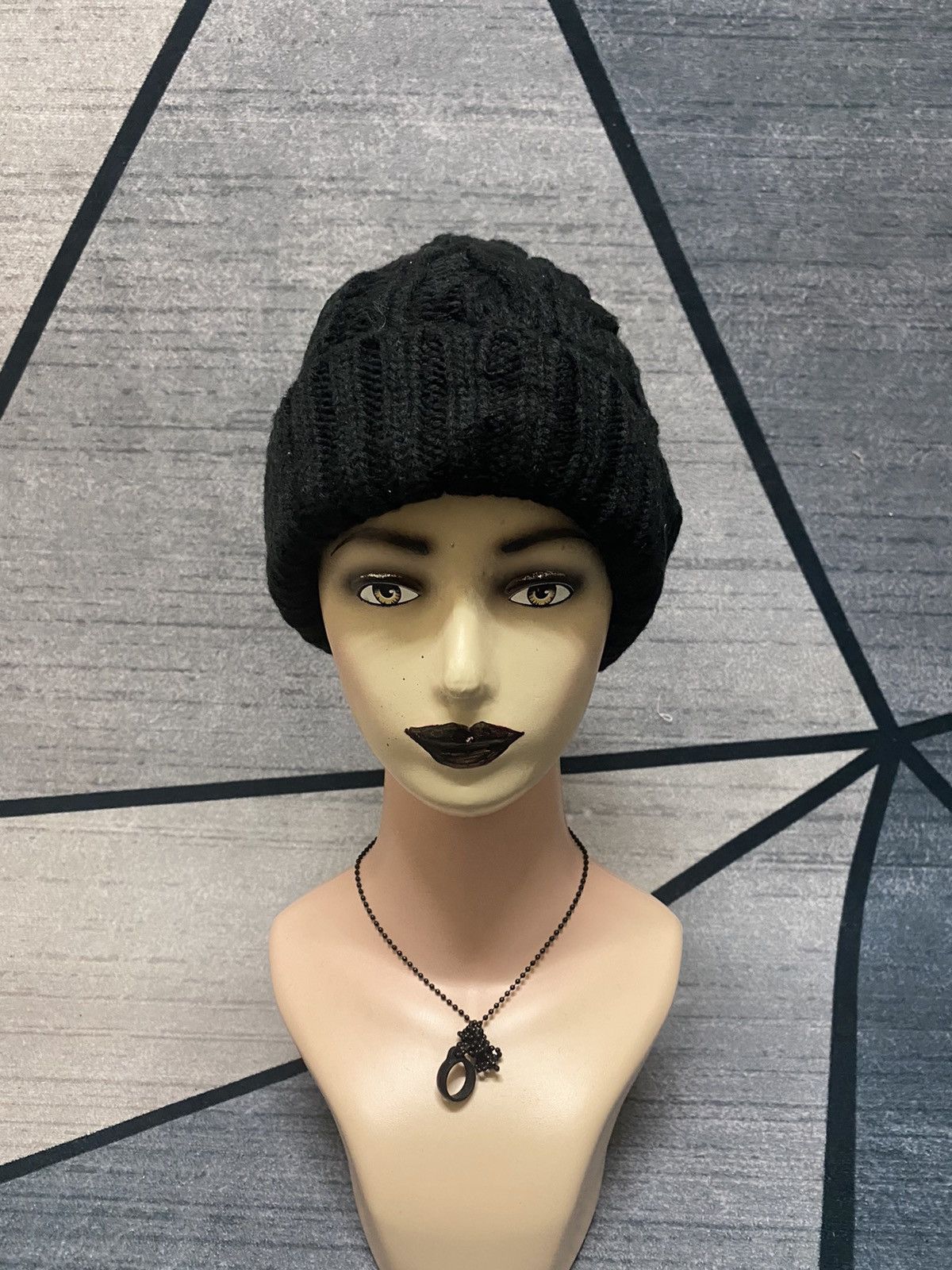 Japanese Brand Japan Knitted Design Beanie Hat Size ONE SIZE - 1 Thumbnail