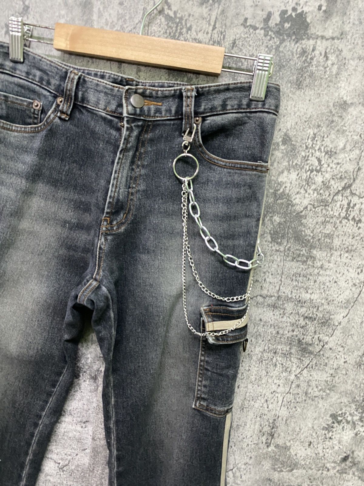 Designer × Japanese Brand Japanese Brand LA TOOKN Multipocket Low Waist Cargo Denim Size US 27 - 5 Thumbnail
