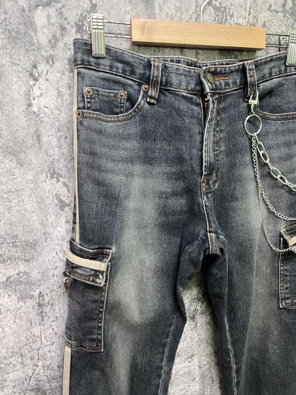 Designer × Japanese Brand Japanese Brand LA TOOKN Multipocket Low Waist Cargo Denim Size US 27 - 4 Thumbnail