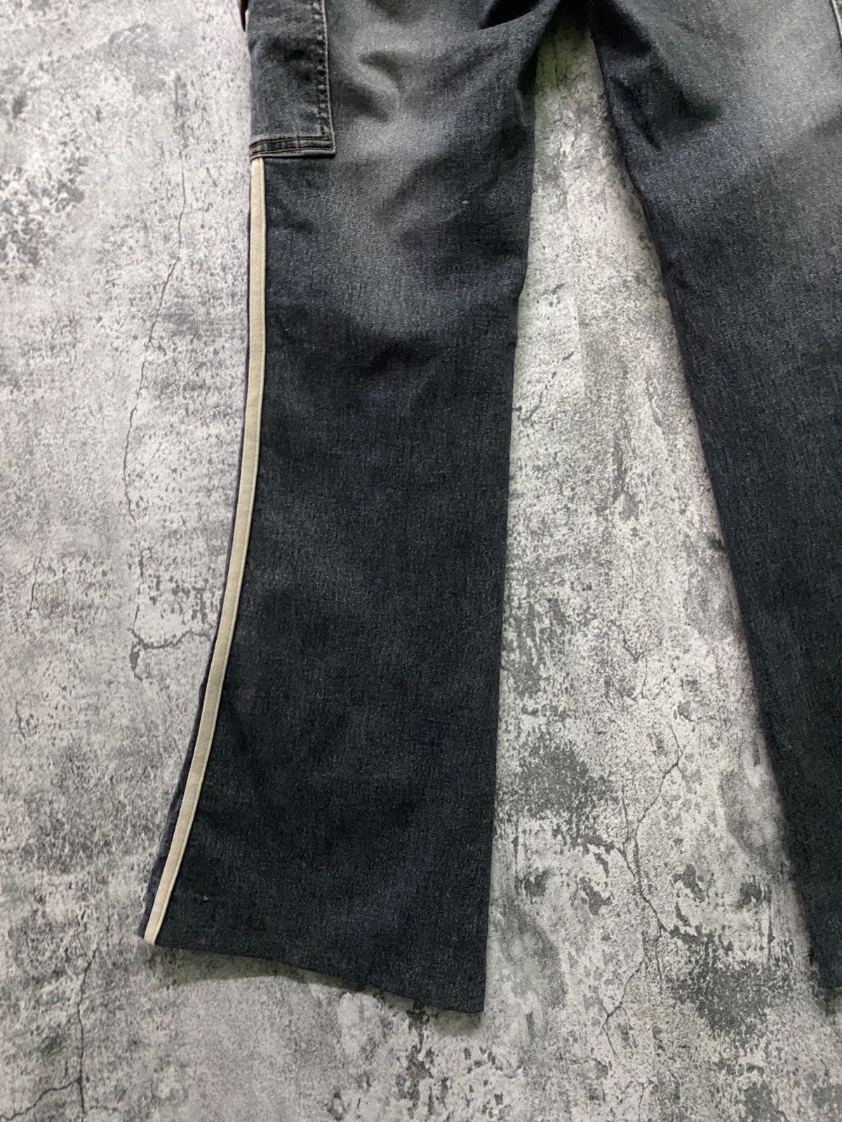 Designer × Japanese Brand Japanese Brand LA TOOKN Multipocket Low Waist Cargo Denim Size US 27 - 12 Thumbnail
