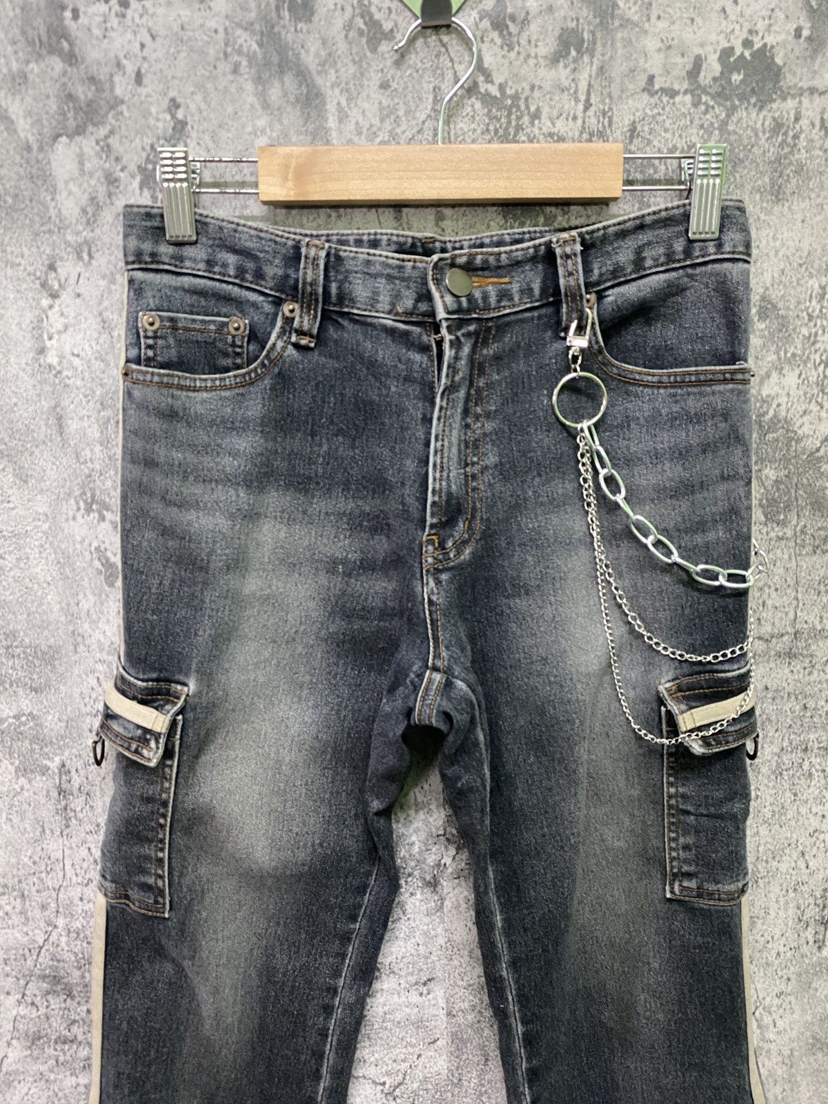 Designer × Japanese Brand Japanese Brand LA TOOKN Multipocket Low Waist Cargo Denim Size US 27 - 3 Thumbnail