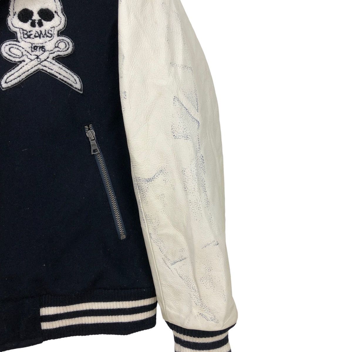 Beams Plus 🔥Rare!Vtg Beams Varsity Asymmetrical Embroidered Skull Logo Size US M / EU 48-50 / 2 - 6 Thumbnail
