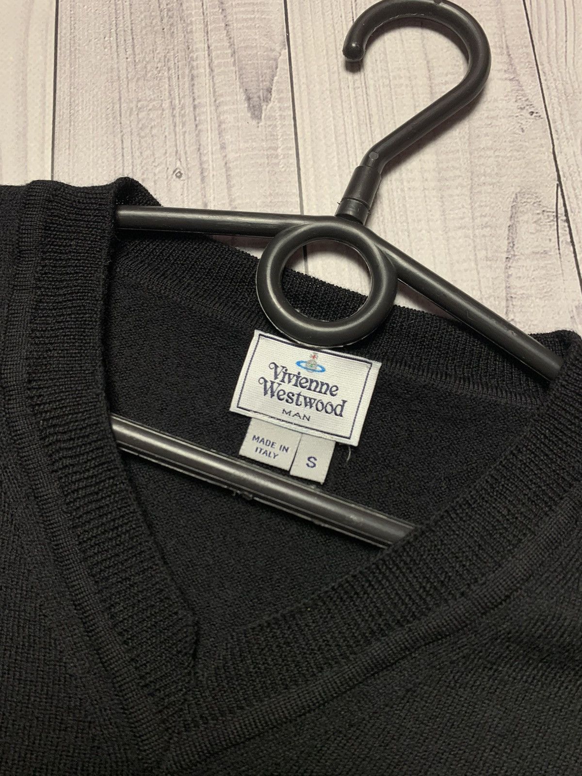 Vivienne Westwood Vintage Vivienne Westwood sweater logo size S Size US S / EU 44-46 / 1 - 3 Thumbnail