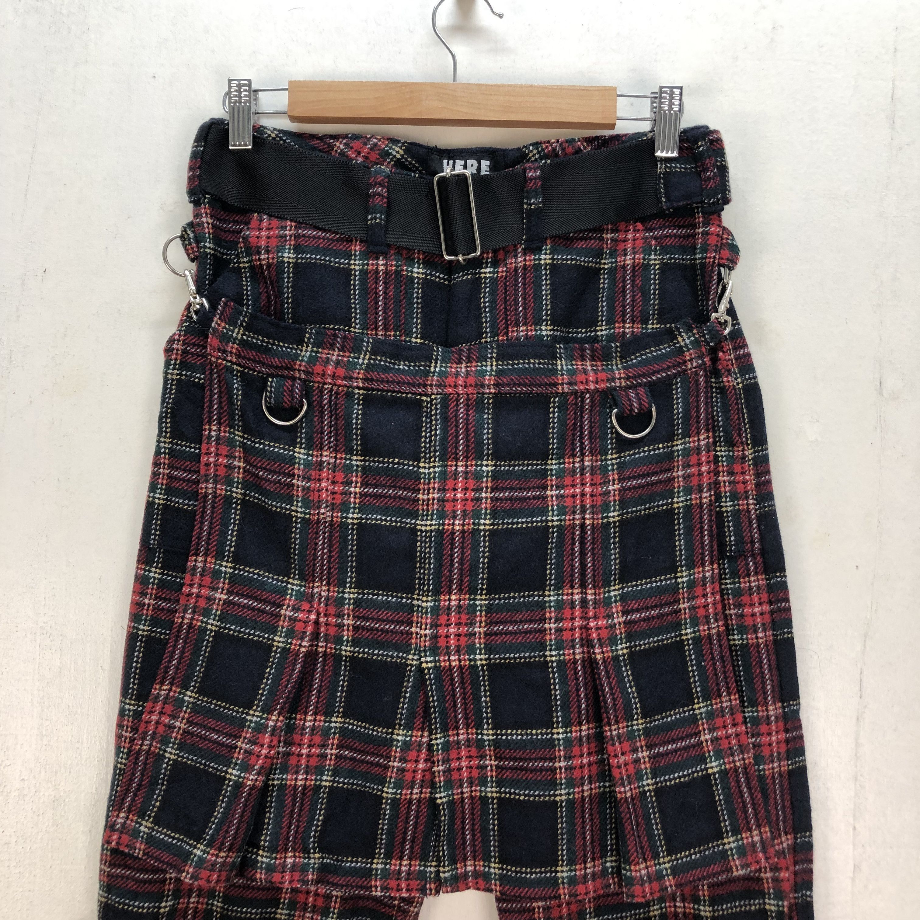 Japanese Brand WHO ARE THESE PUNKS? TARTAN PANTS #6808-89 Size US 29 - 2 Thumbnail