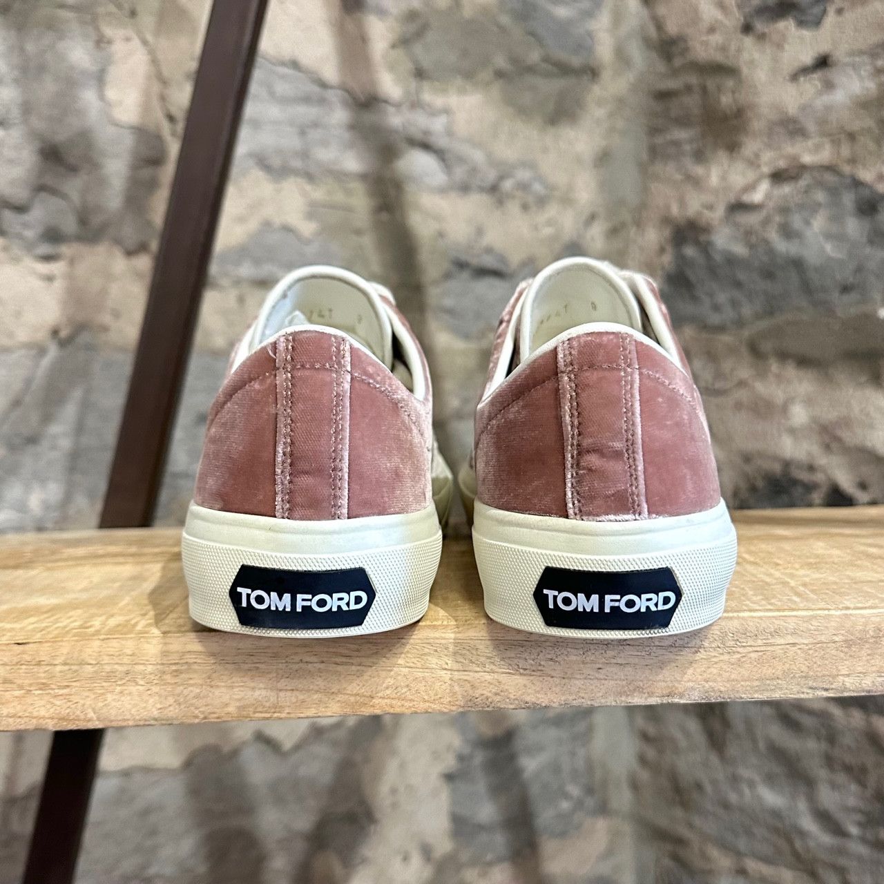 Tom Ford Tom Ford Pink Velvet Cambridge Low-top Sneakers Size US 8 / EU 41 - 4 Thumbnail