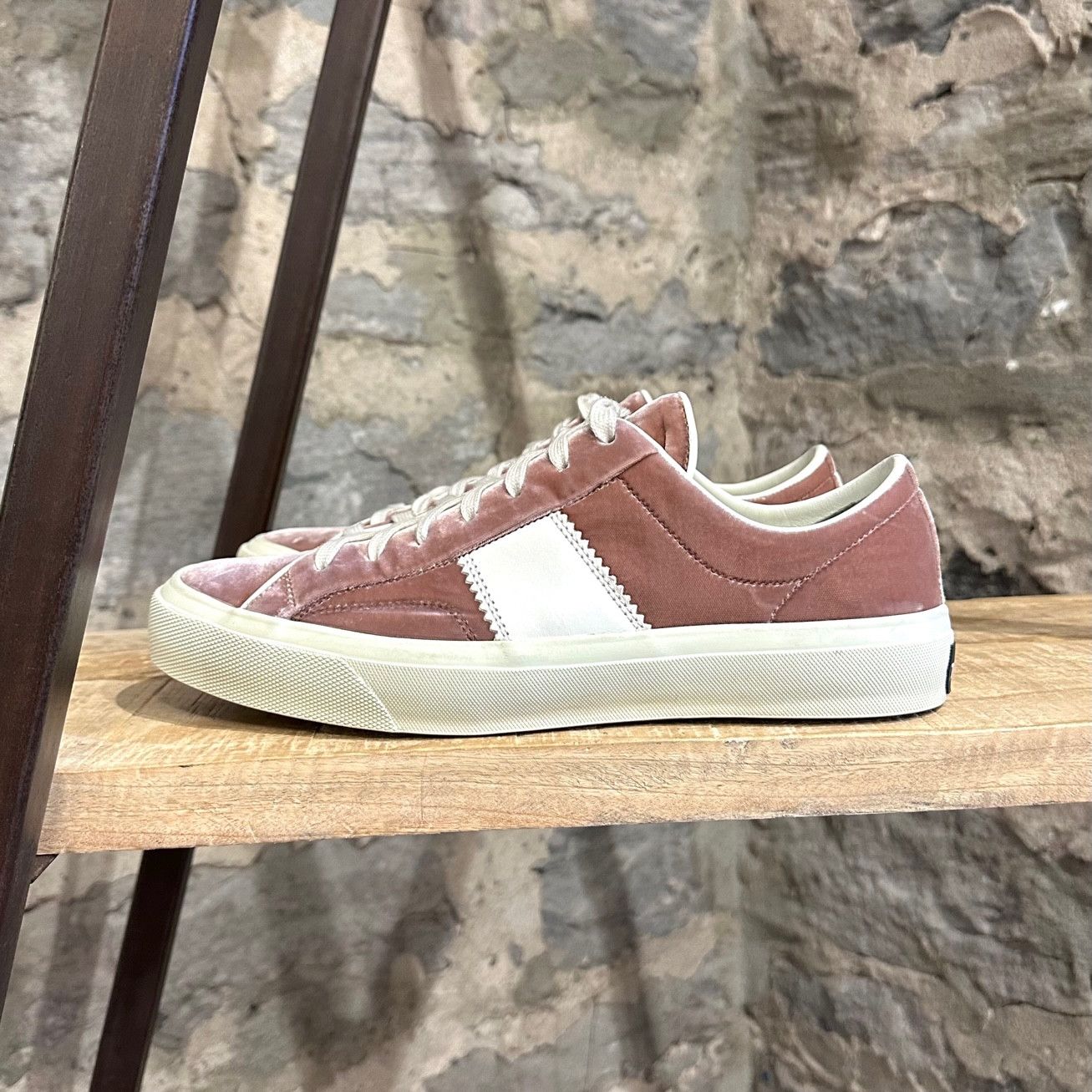 Tom Ford Tom Ford Pink Velvet Cambridge Low-top Sneakers Size US 8 / EU 41 - 5 Thumbnail