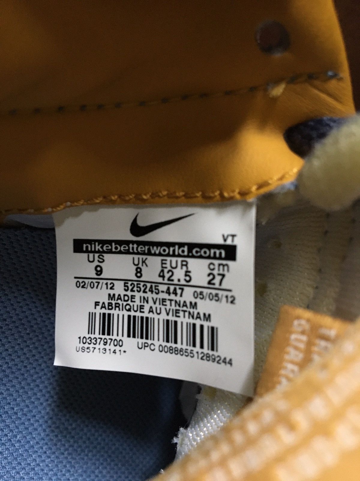 Nike Nike Air Safari VNTG - Size UK 8 Size US 8 / EU 41 - 23 Thumbnail