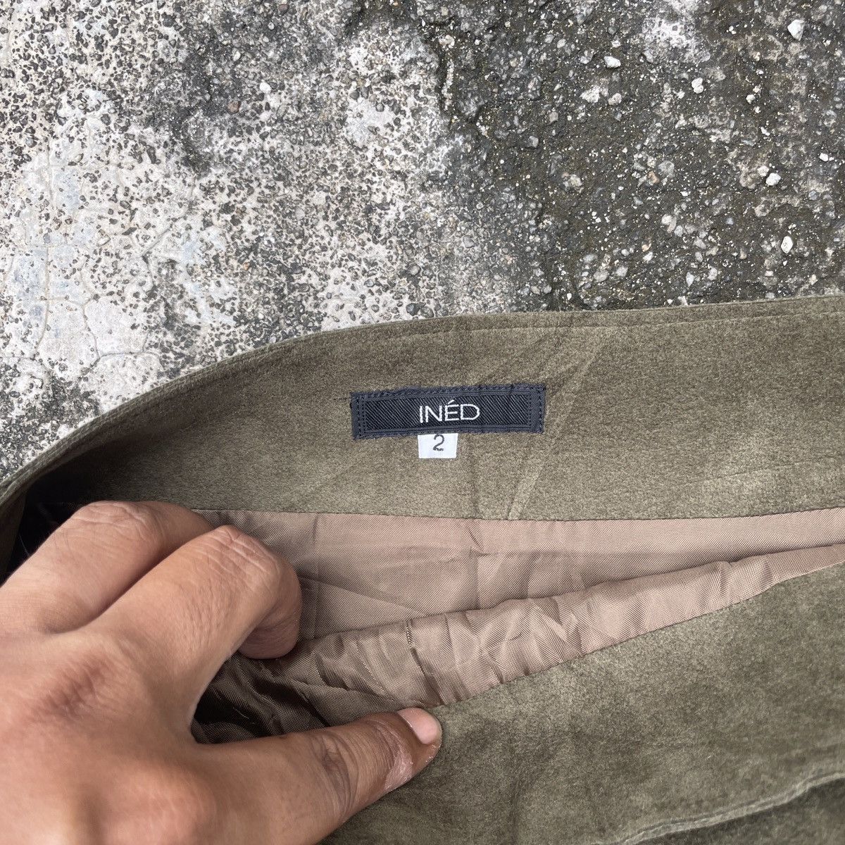 Japanese Brand Vintage Ined By Yohji Yamamoto Half Leather Skirt Size 28" / US 6 / IT 42 - 5 Thumbnail