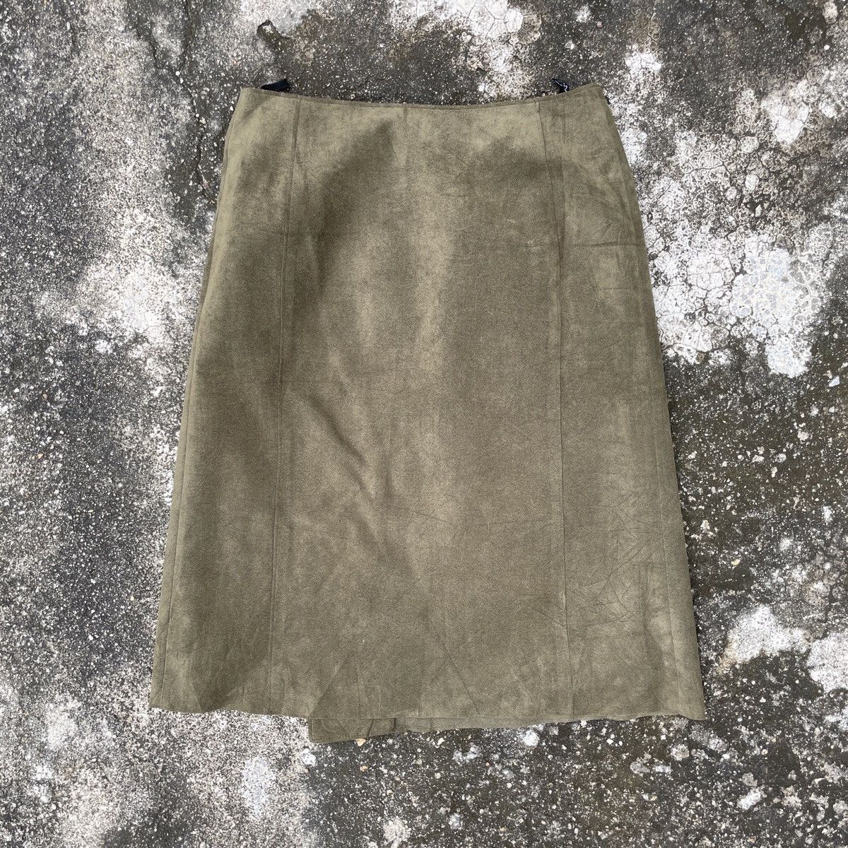 Japanese Brand Vintage Ined By Yohji Yamamoto Half Leather Skirt Size 28" / US 6 / IT 42 - 8 Thumbnail