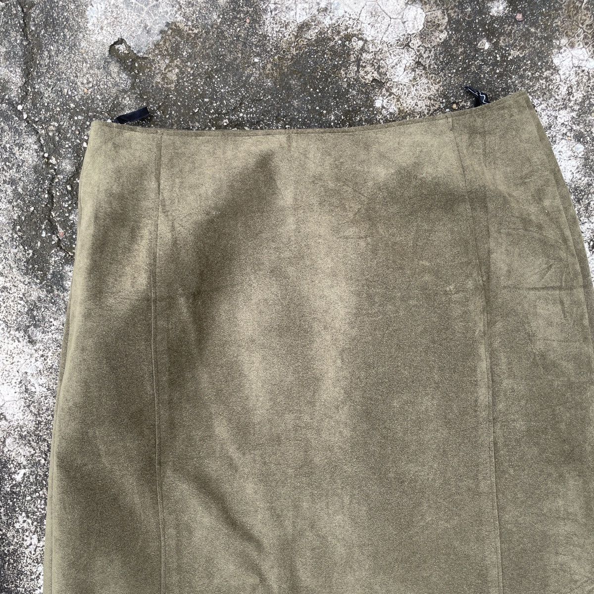 Japanese Brand Vintage Ined By Yohji Yamamoto Half Leather Skirt Size 28" / US 6 / IT 42 - 9 Thumbnail