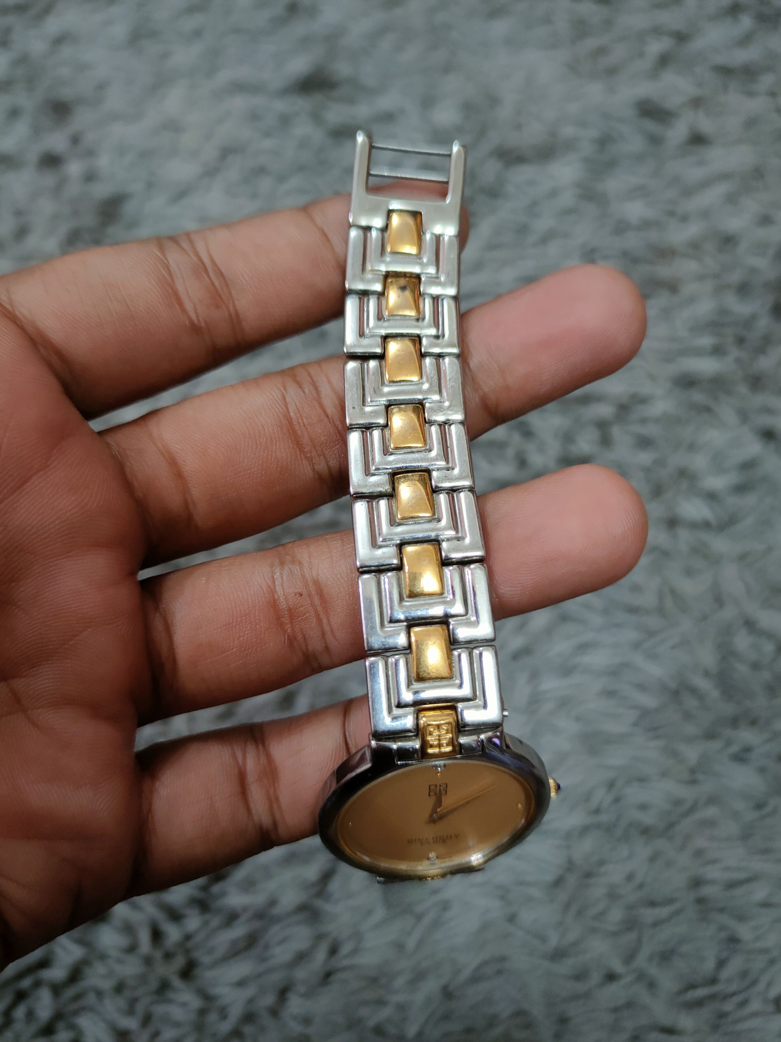 Givenchy Givenchy Paris Millesime iii swiss made watch #dumoh Size ONE SIZE - 14 Thumbnail
