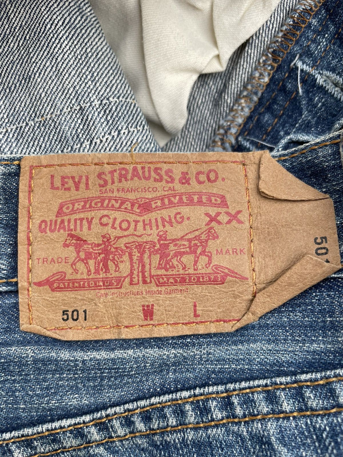 Levi's Levi’s 501 e Vintage 2002 Aging Distressed Denim Size US 30 / EU 46 - 15 Thumbnail
