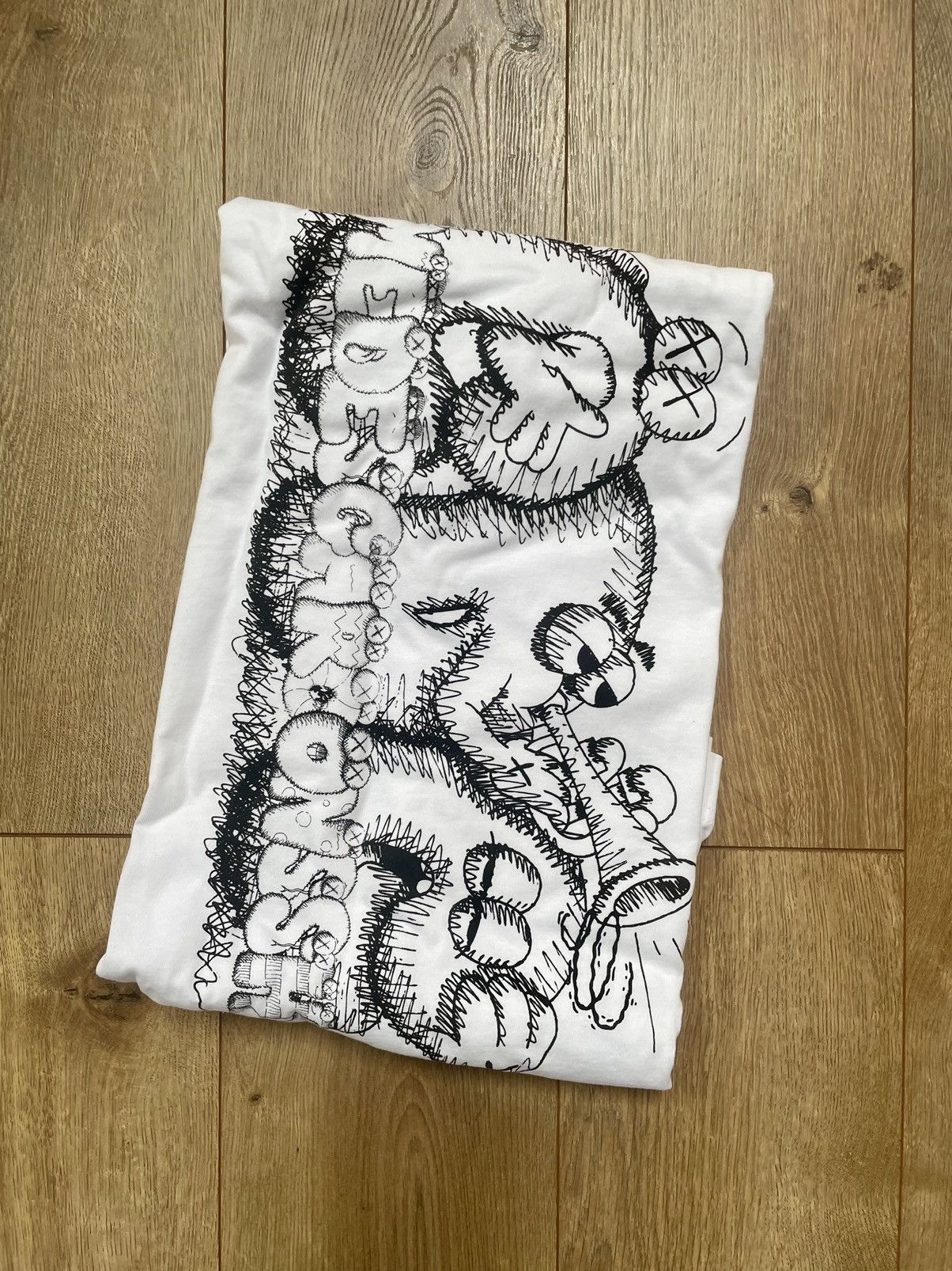 Comme des Garcons SHIRT CDG x KAWS Big Graphic Graffiti Celebration Text Logo Tee XL Size US XL / EU 56 / 4 - 7 Thumbnail