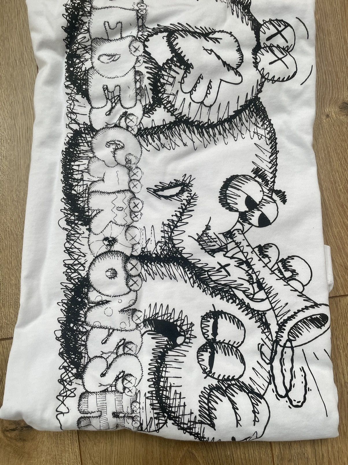 Comme des Garcons SHIRT CDG x KAWS Big Graphic Graffiti Celebration Text Logo Tee XL Size US XL / EU 56 / 4 - 8 Thumbnail