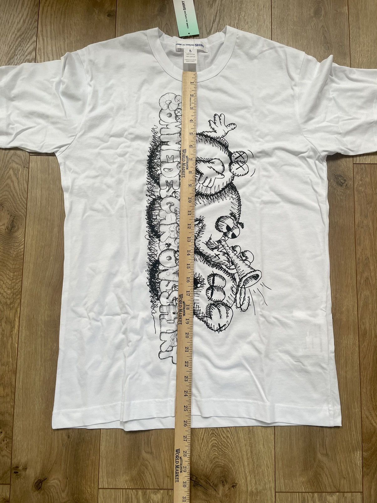Comme des Garcons SHIRT CDG x KAWS Big Graphic Graffiti Celebration Text Logo Tee XL Size US XL / EU 56 / 4 - 13 Thumbnail