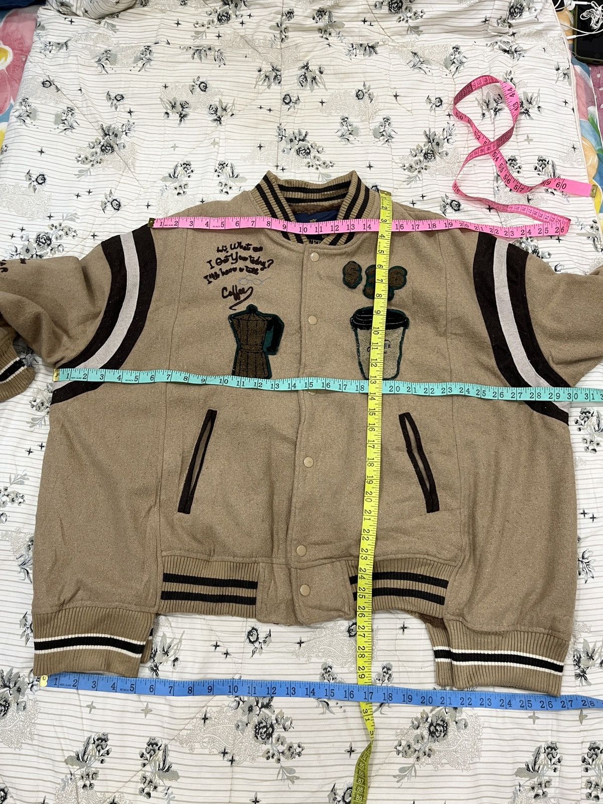 Japanese Brand 🔥🔥🔥STEALS RIVET & SURGE COFFEE VARSITY JACKET Size US XL / EU 56 / 4 - 12 Thumbnail