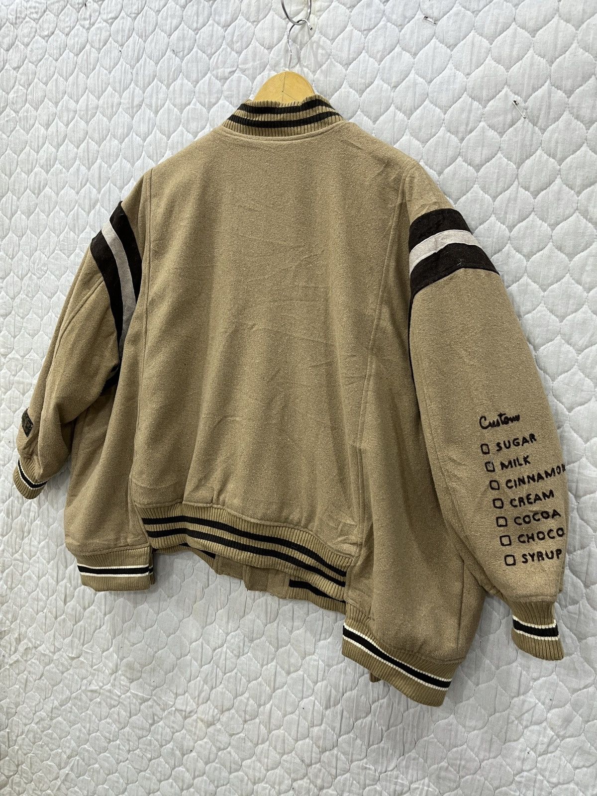Japanese Brand 🔥🔥🔥STEALS RIVET & SURGE COFFEE VARSITY JACKET Size US XL / EU 56 / 4 - 5 Thumbnail