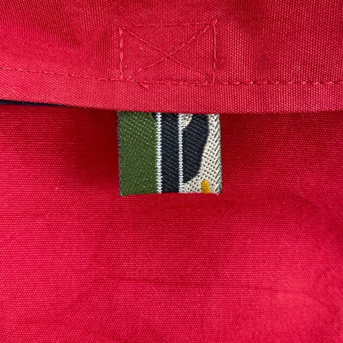 Vintage AIRWALK Skateboard Japanese Brand Button Up Red
