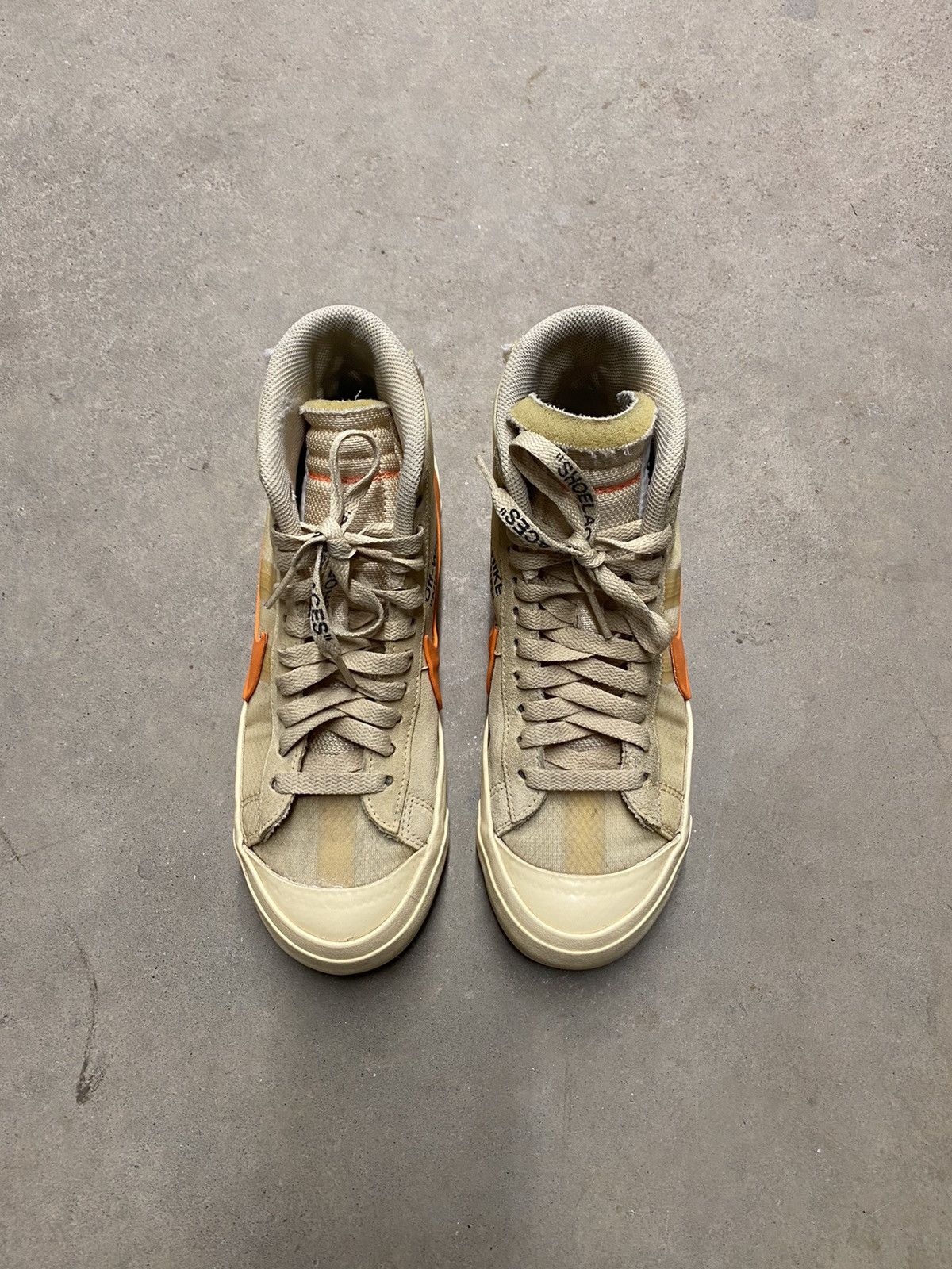 Nike × Off-White Off whi tee nike blazer hi All Hallows’ eve Size US 5 / EU 37 - 2 Thumbnail