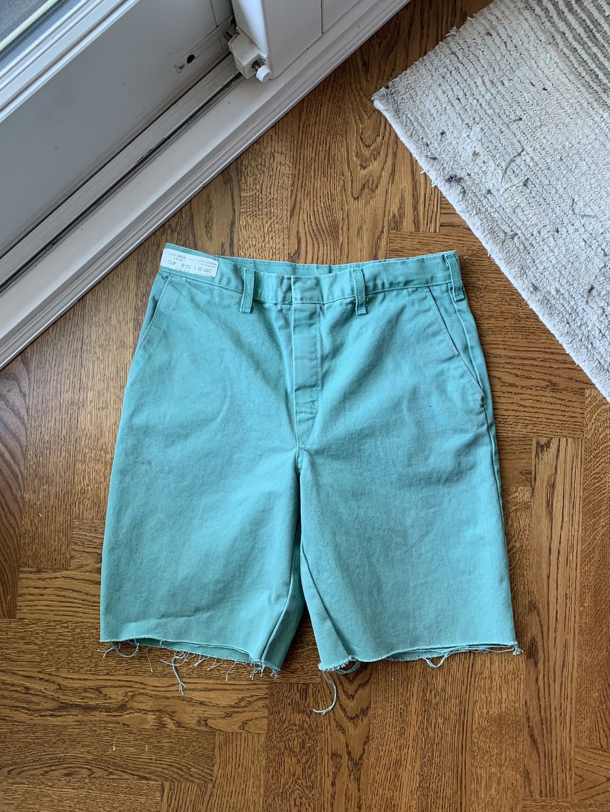 Carhartt × Vintage Vintage Cutoff Work Shorts Mint 90s Canvas Workwear Raw Jort Size US 32 / EU 48 - 2 Thumbnail